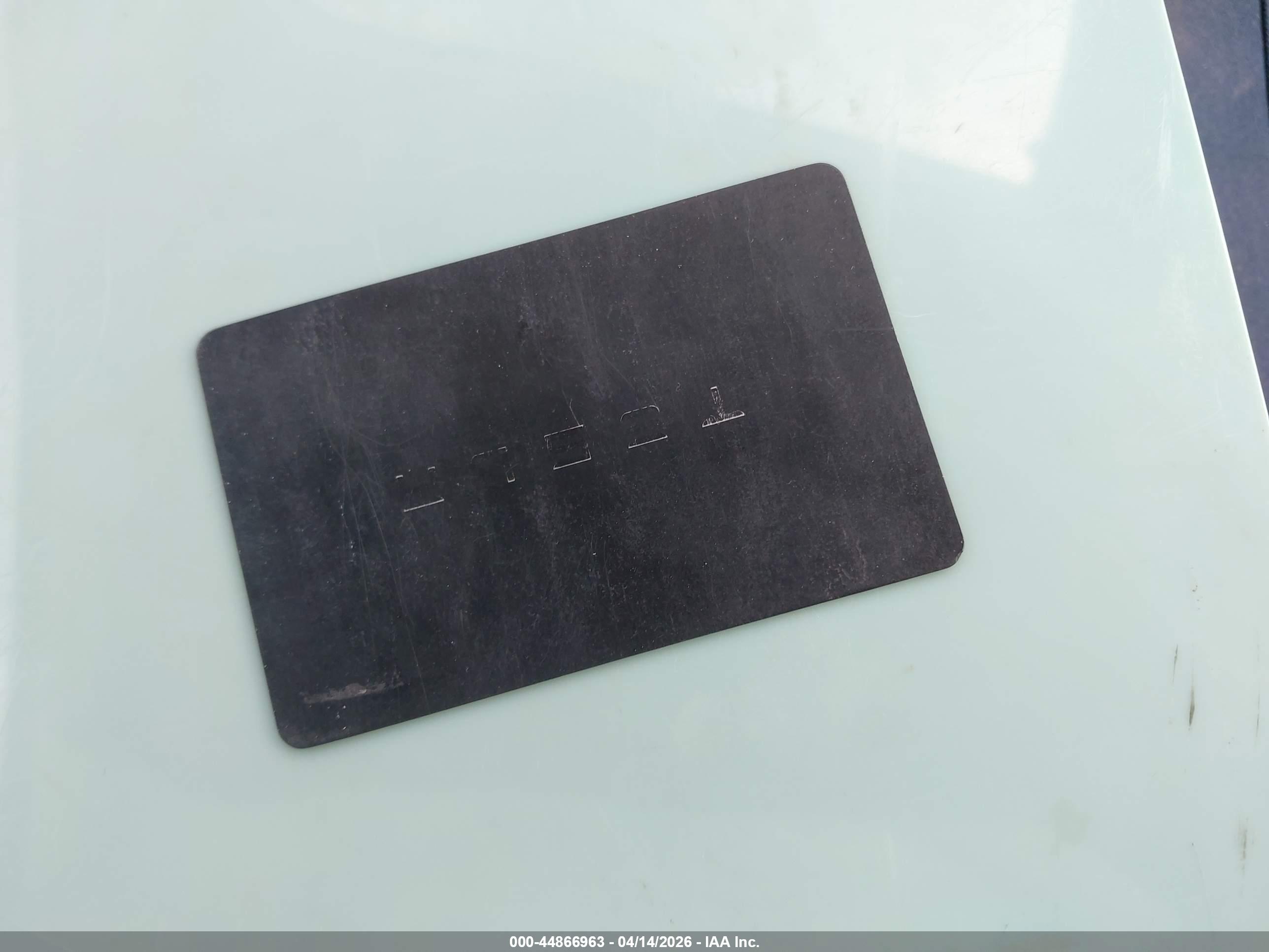 TESLA MODEL image 11