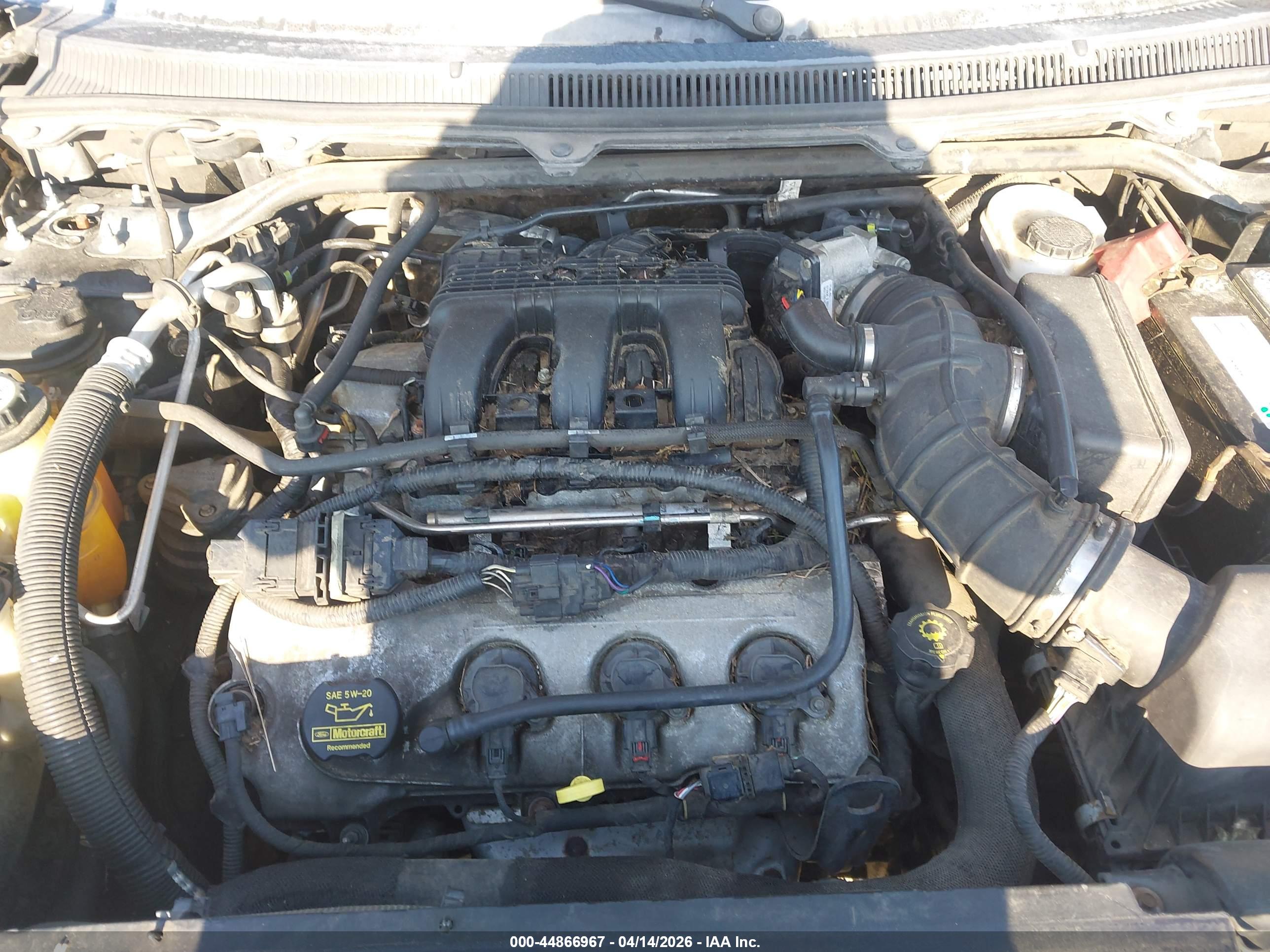FORD FLEX image 10