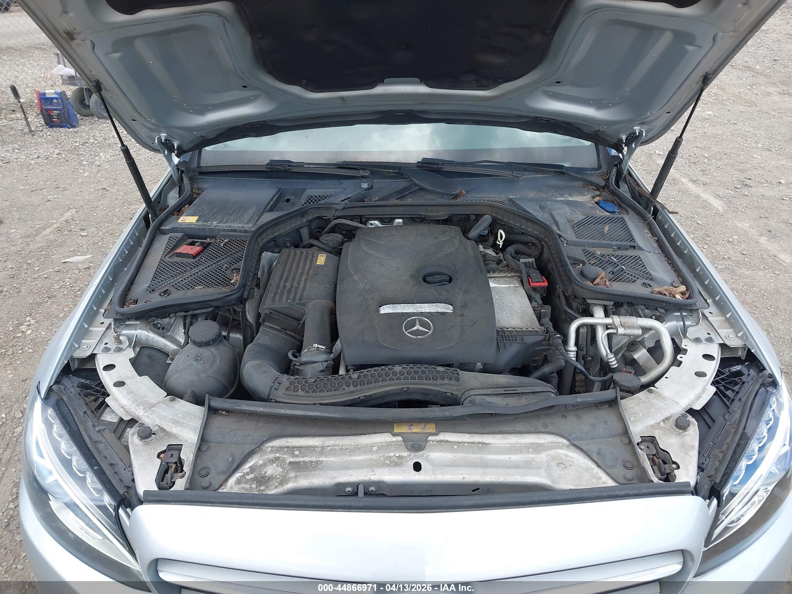 MERCEDES-BENZ C image 10