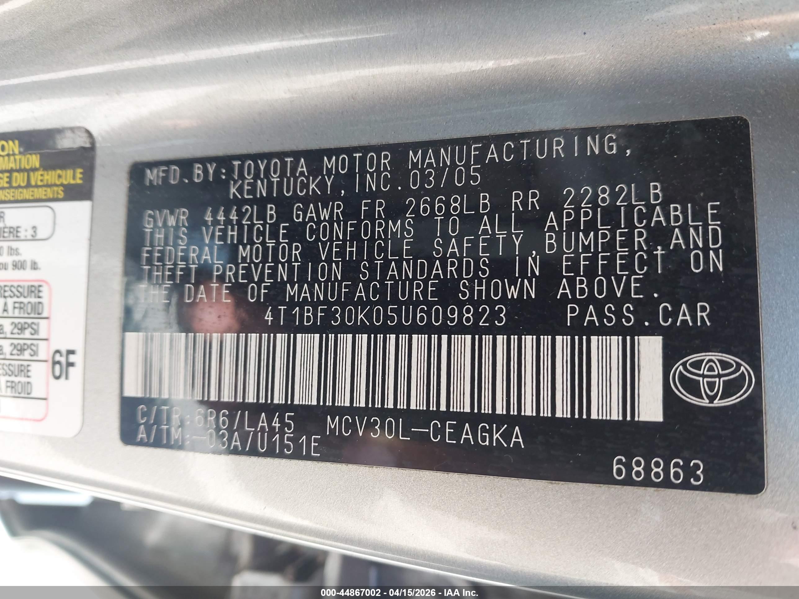 TOYOTA CAMRY image 9