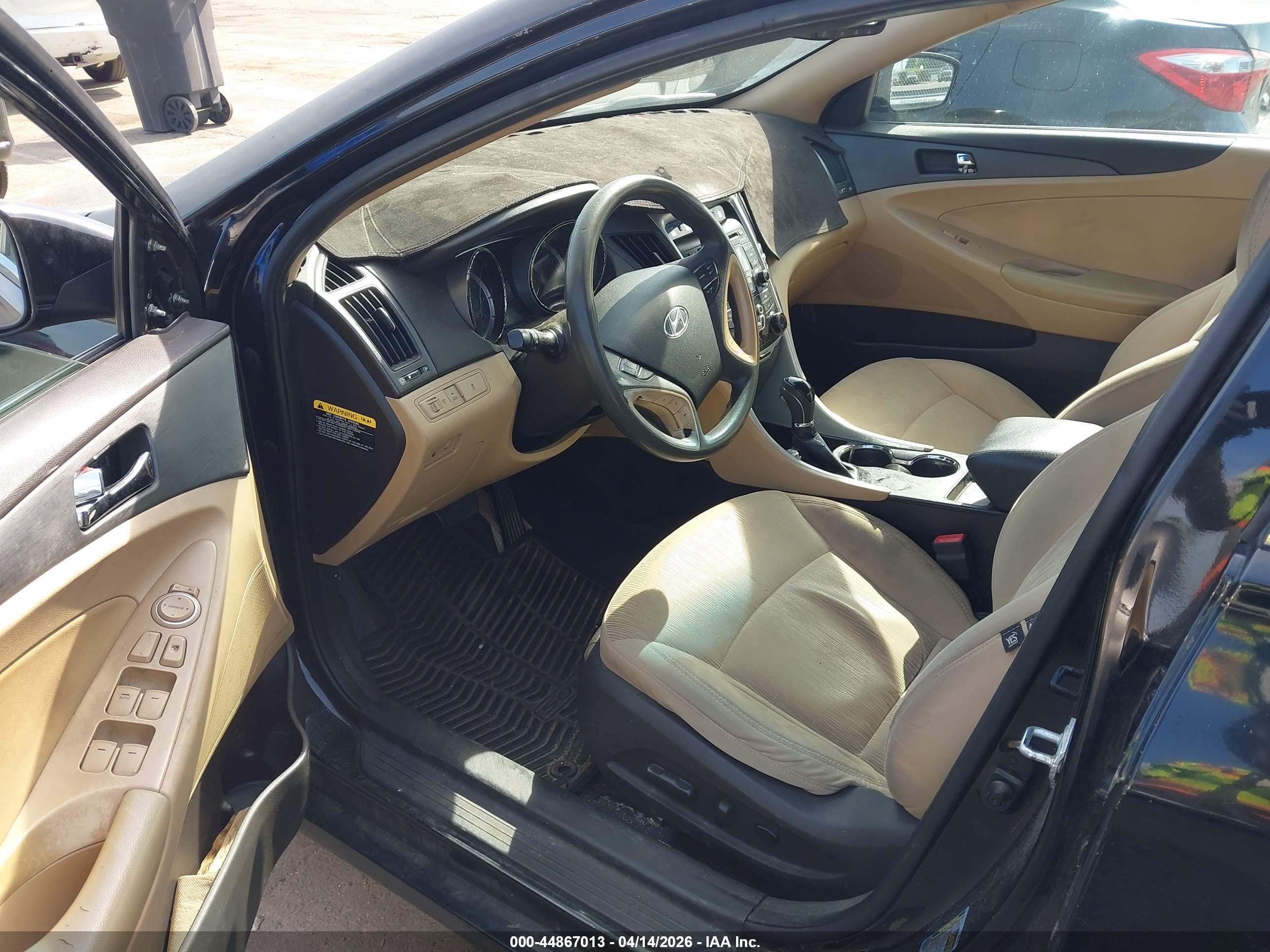 HYUNDAI SONATA image 5