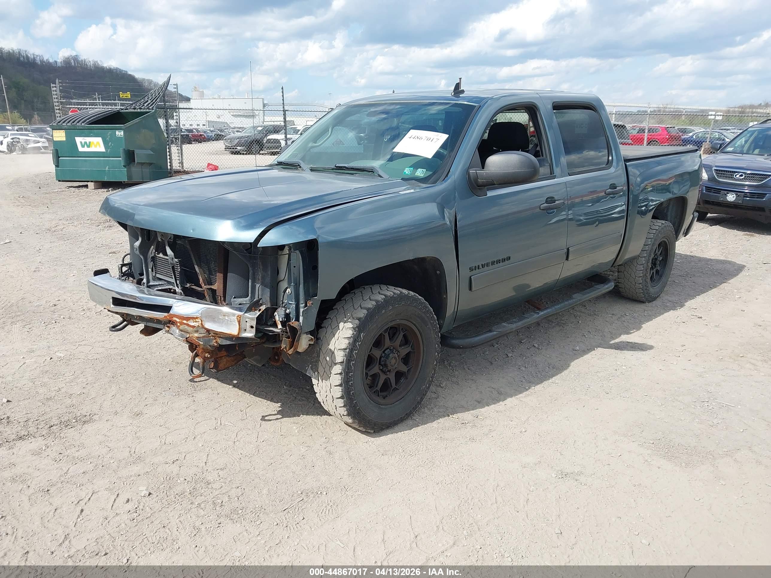 CHEVROLET SILVERADO image 2