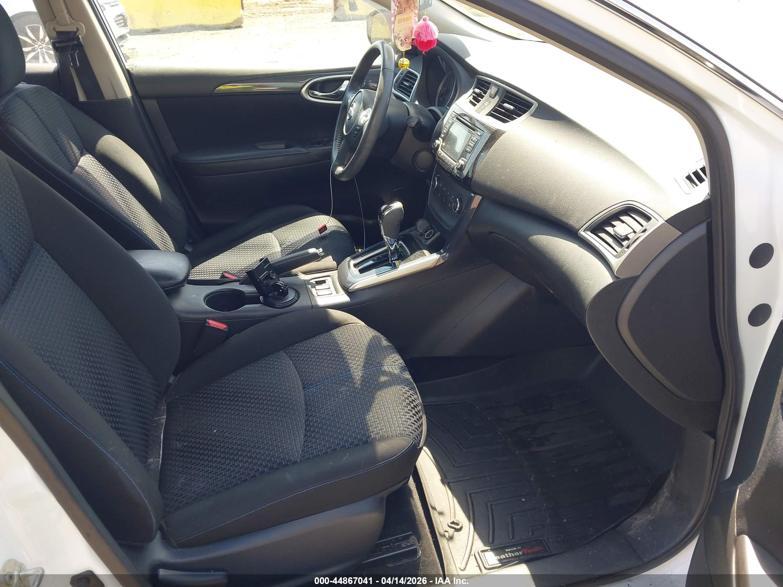 NISSAN SENTRA image 5