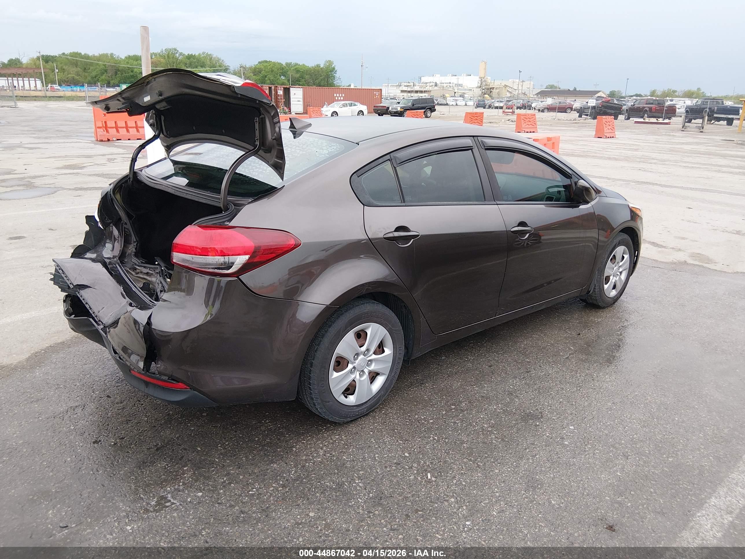 KIA FORTE image 4