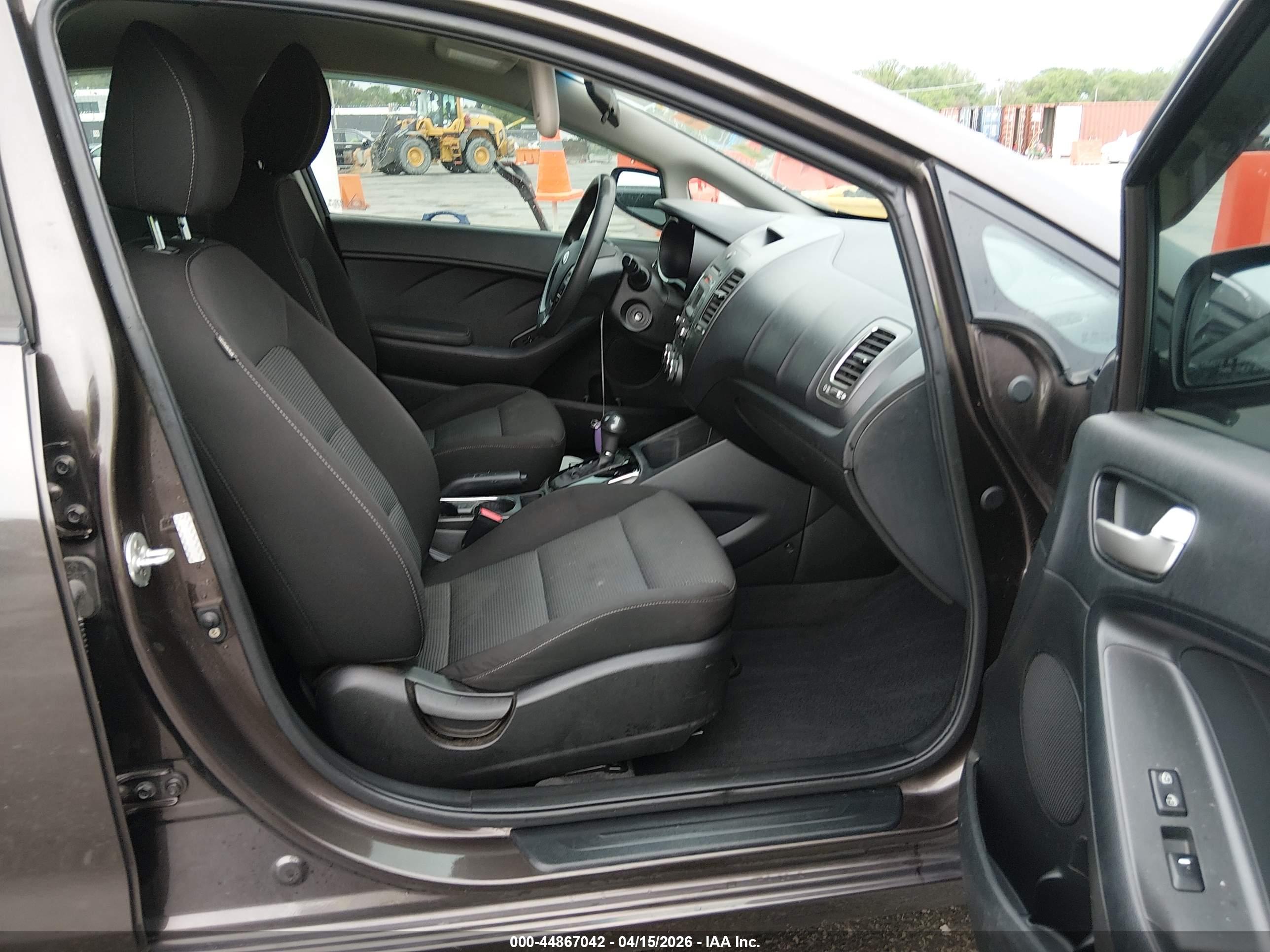 KIA FORTE image 5
