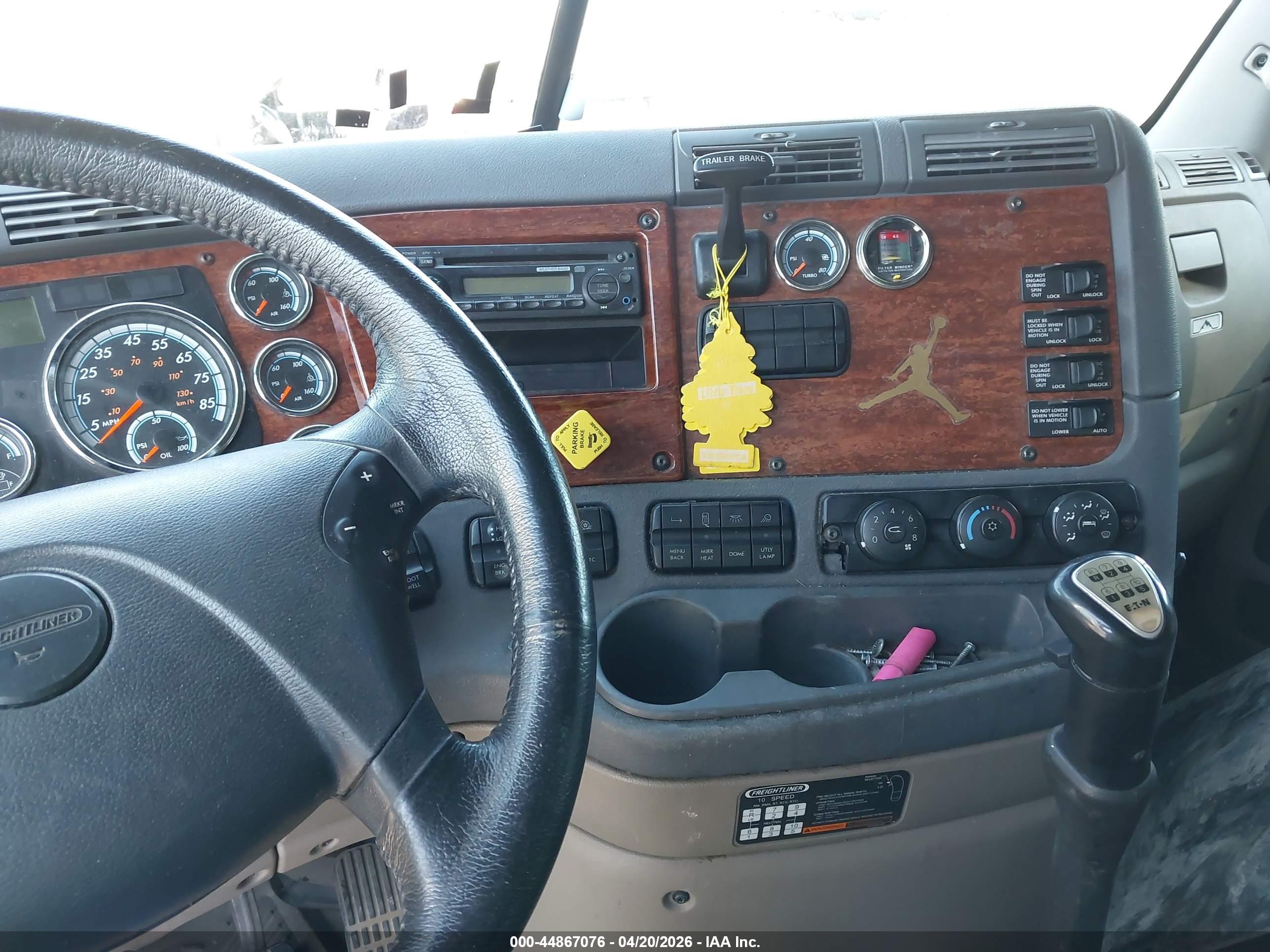 FREIGHTLINER CASCADIA image 7
