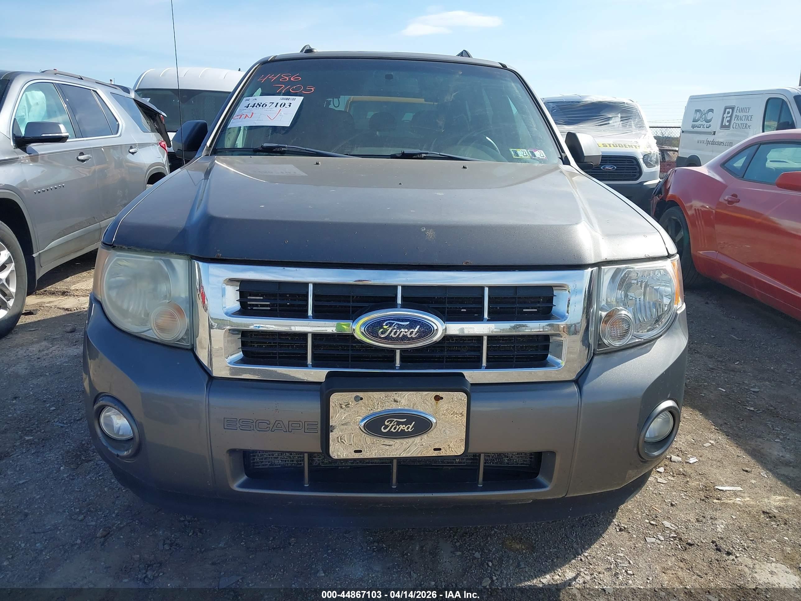 FORD ESCAPE image 6
