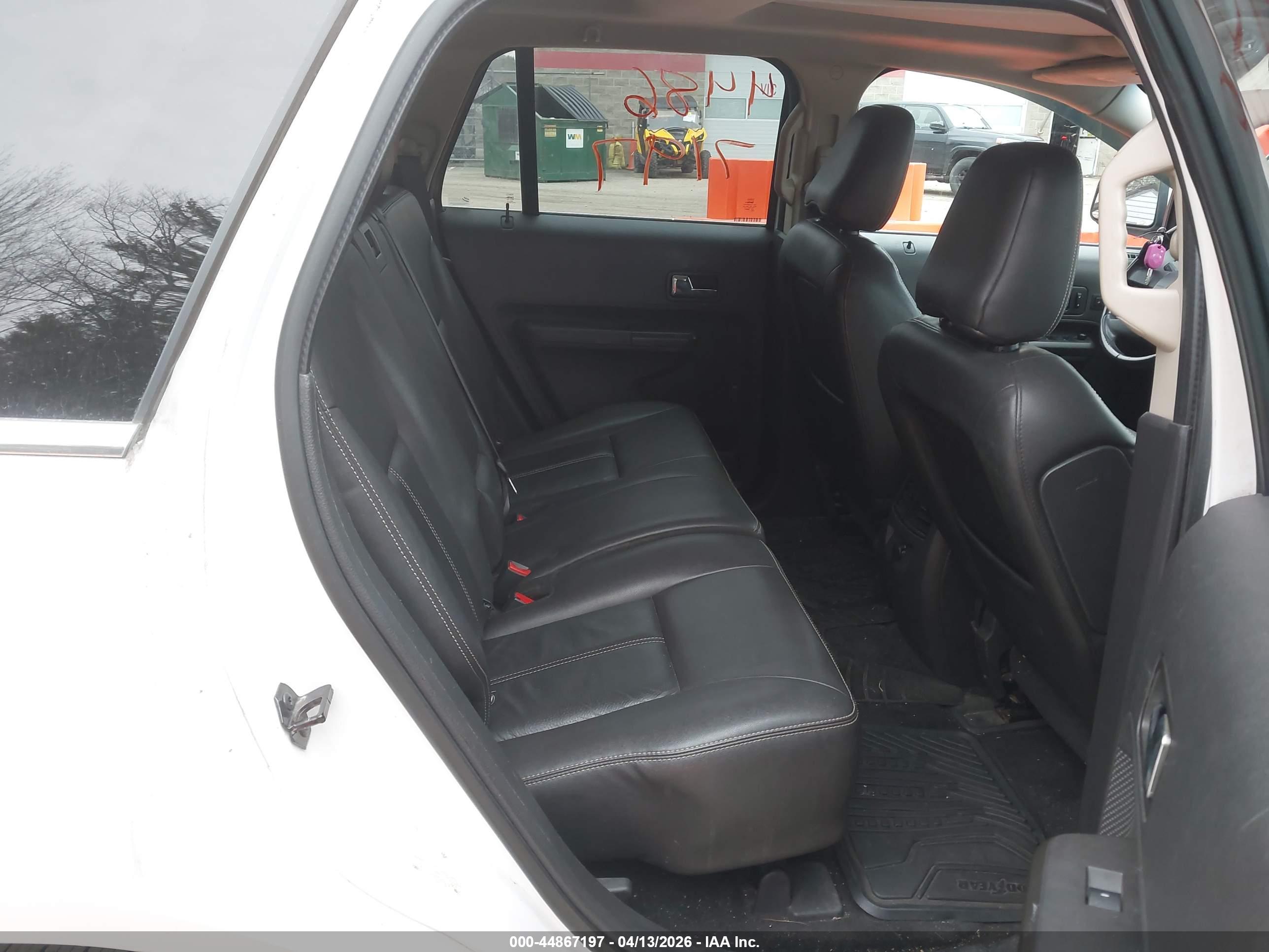 FORD EDGE image 8