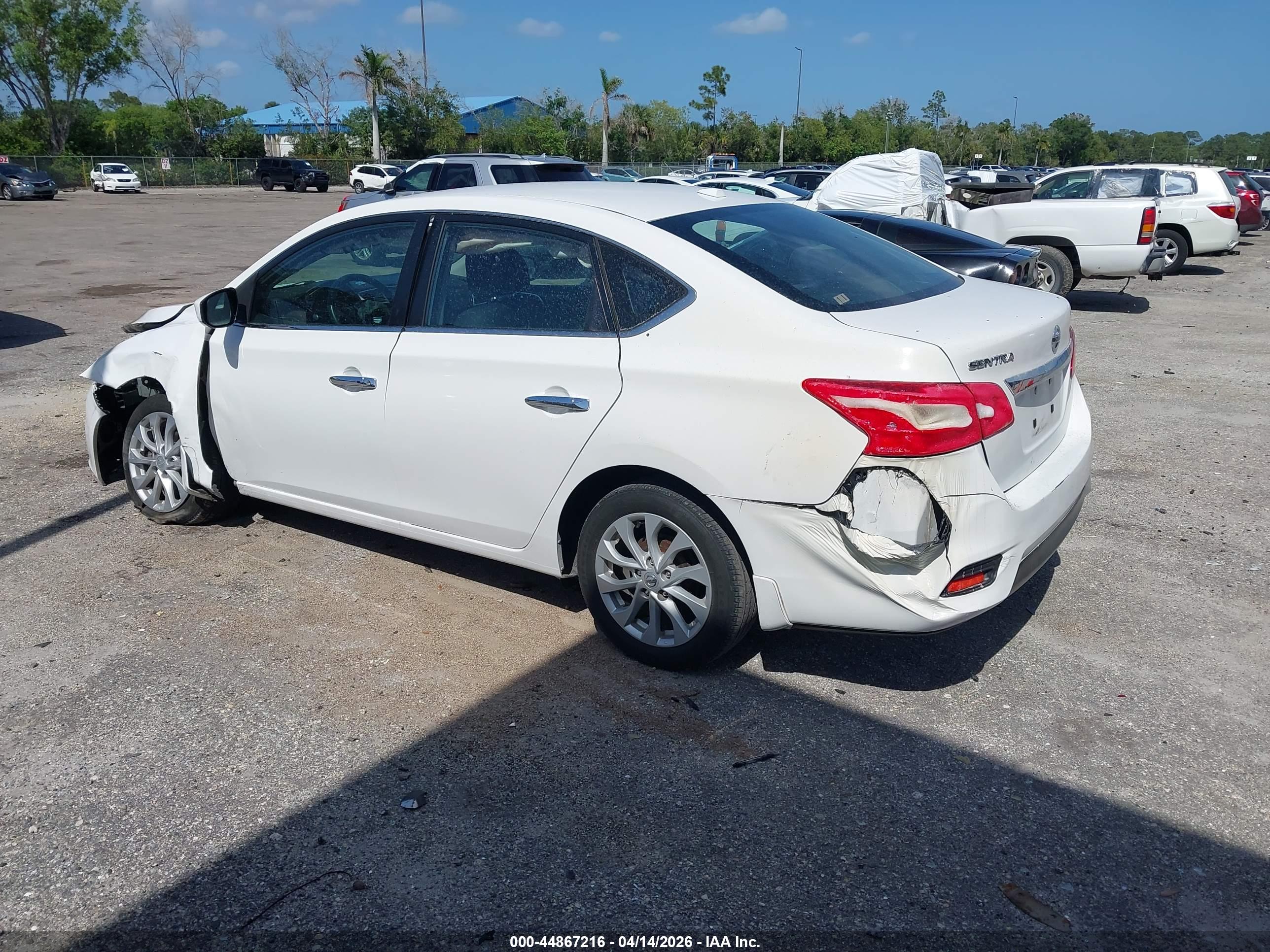 NISSAN SENTRA image 3