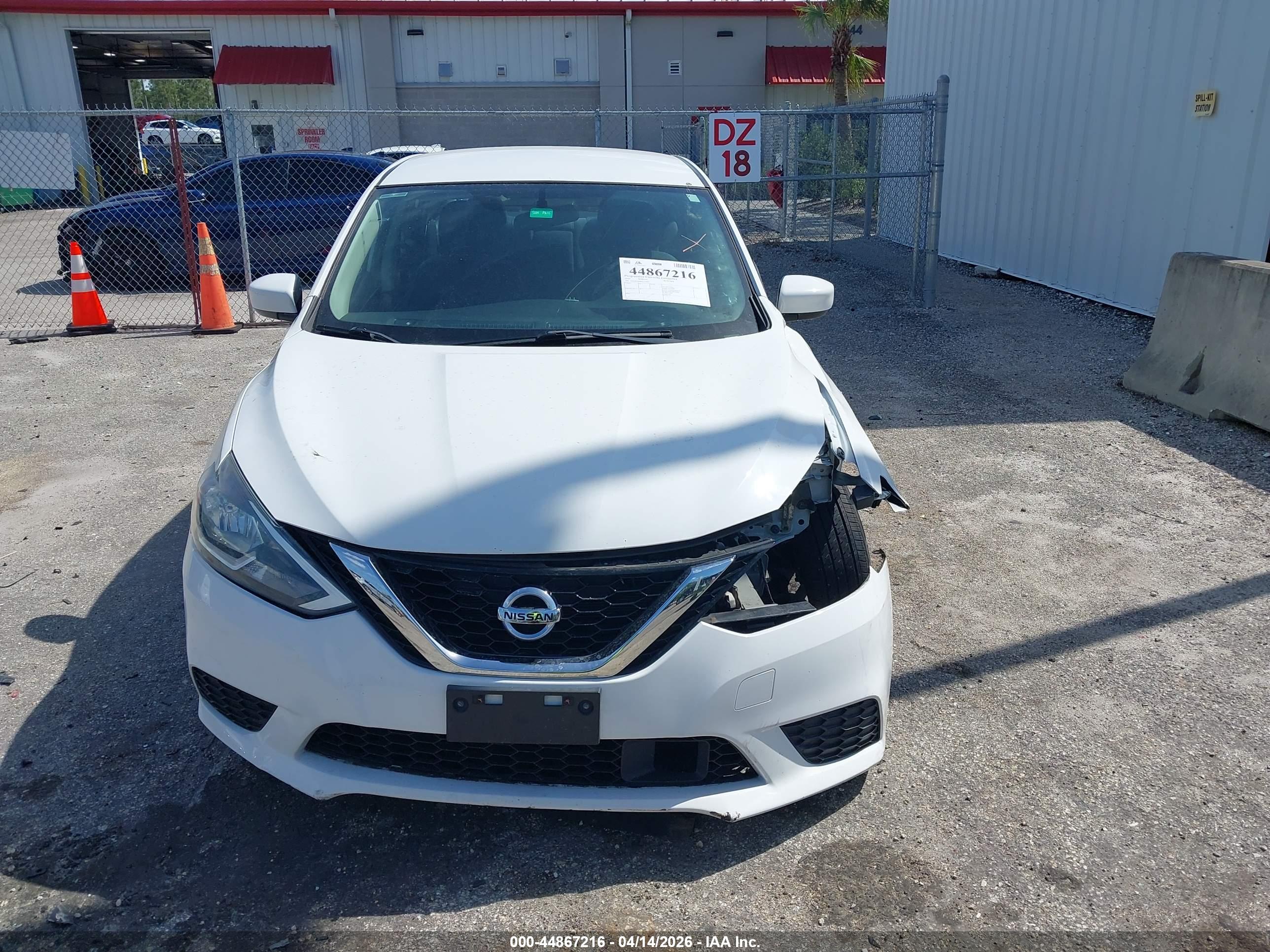 NISSAN SENTRA image 6