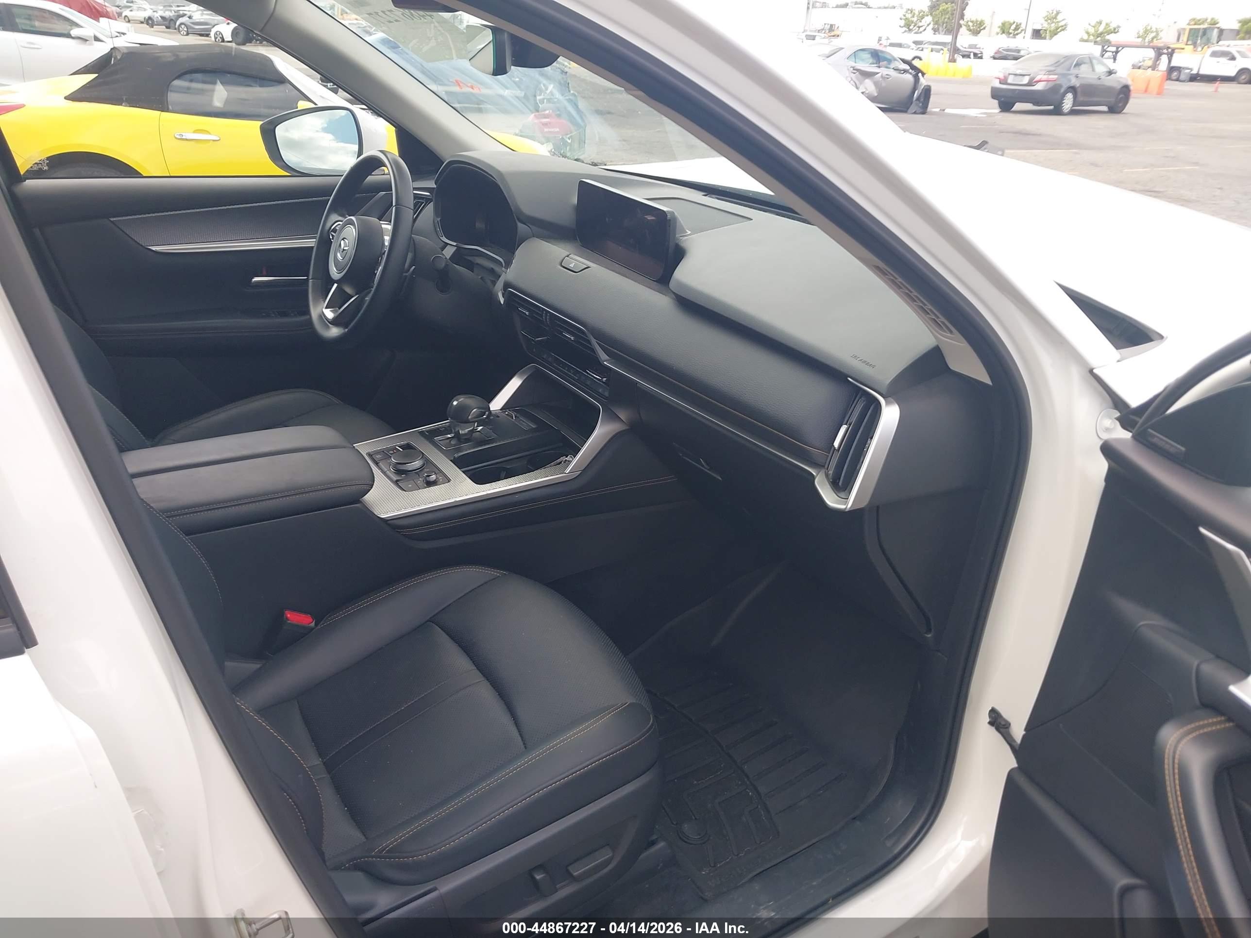 MAZDA CX-90 image 5