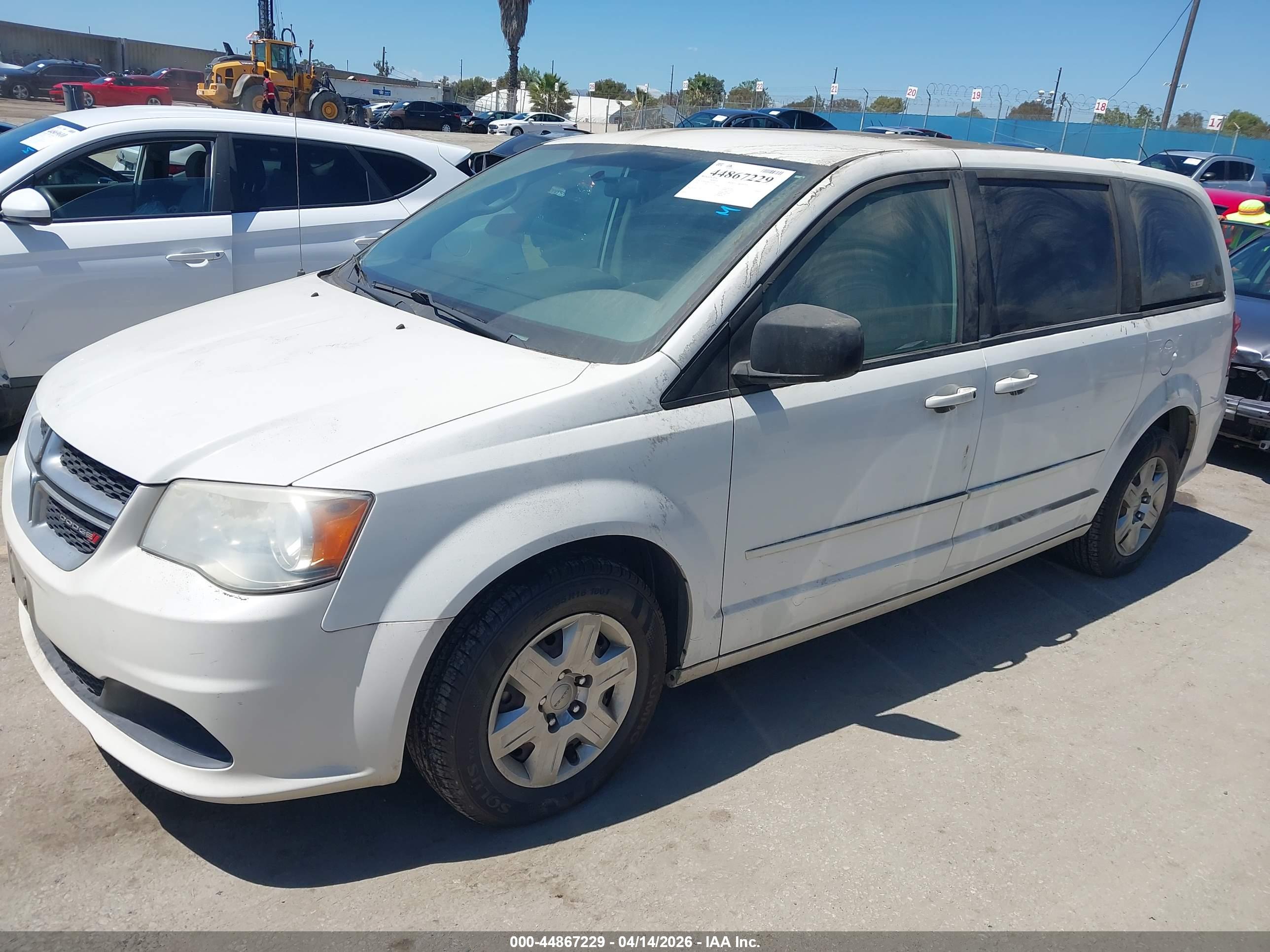 DODGE GRAND image 2