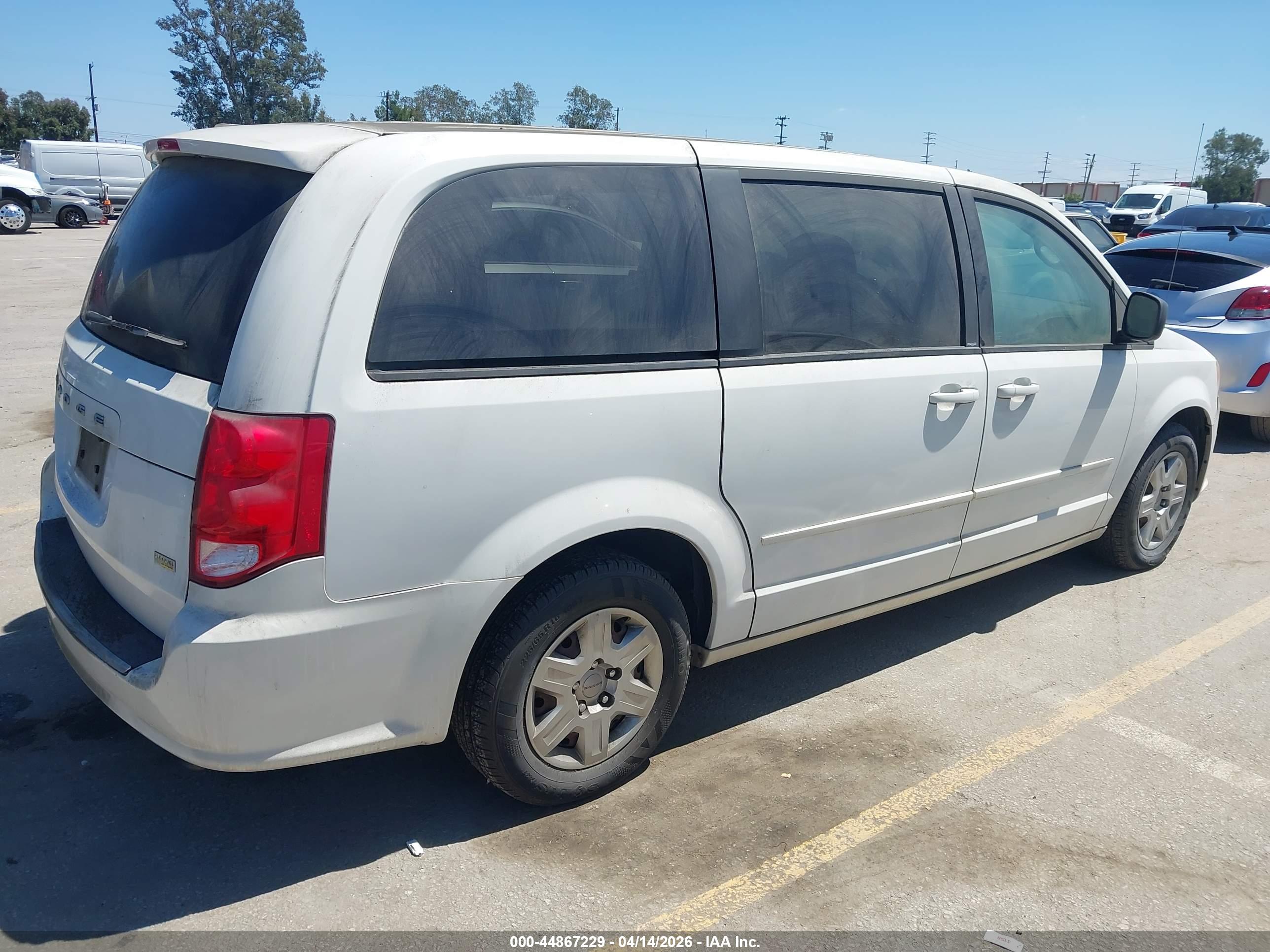 DODGE GRAND image 4