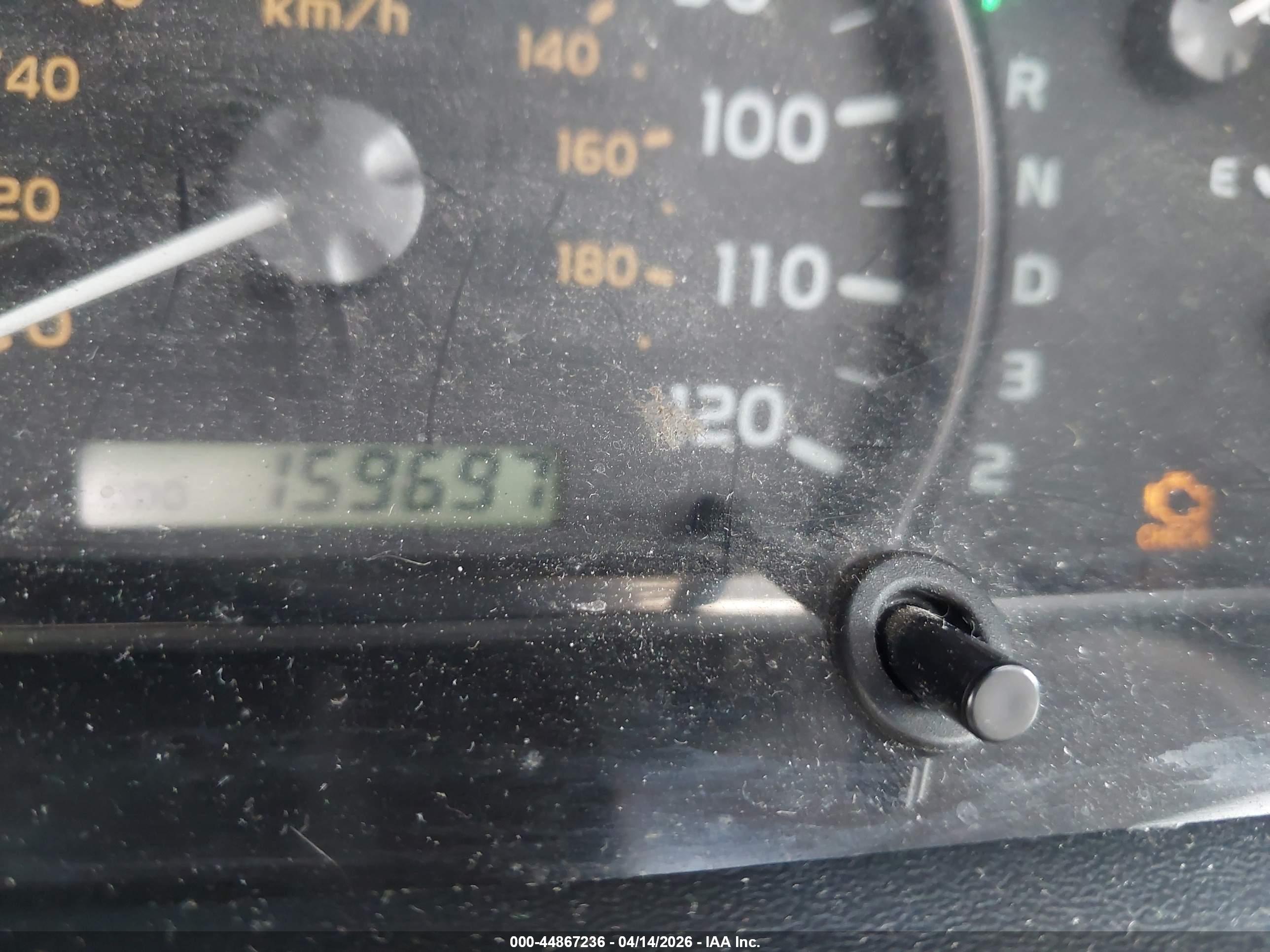 TOYOTA SEQUOIA image 7