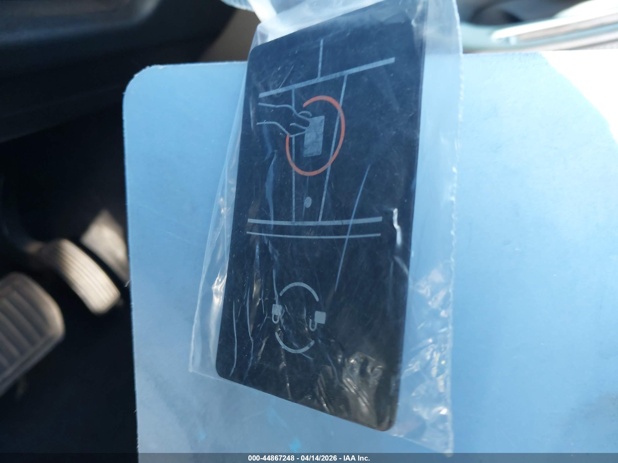 TESLA MODEL image 11