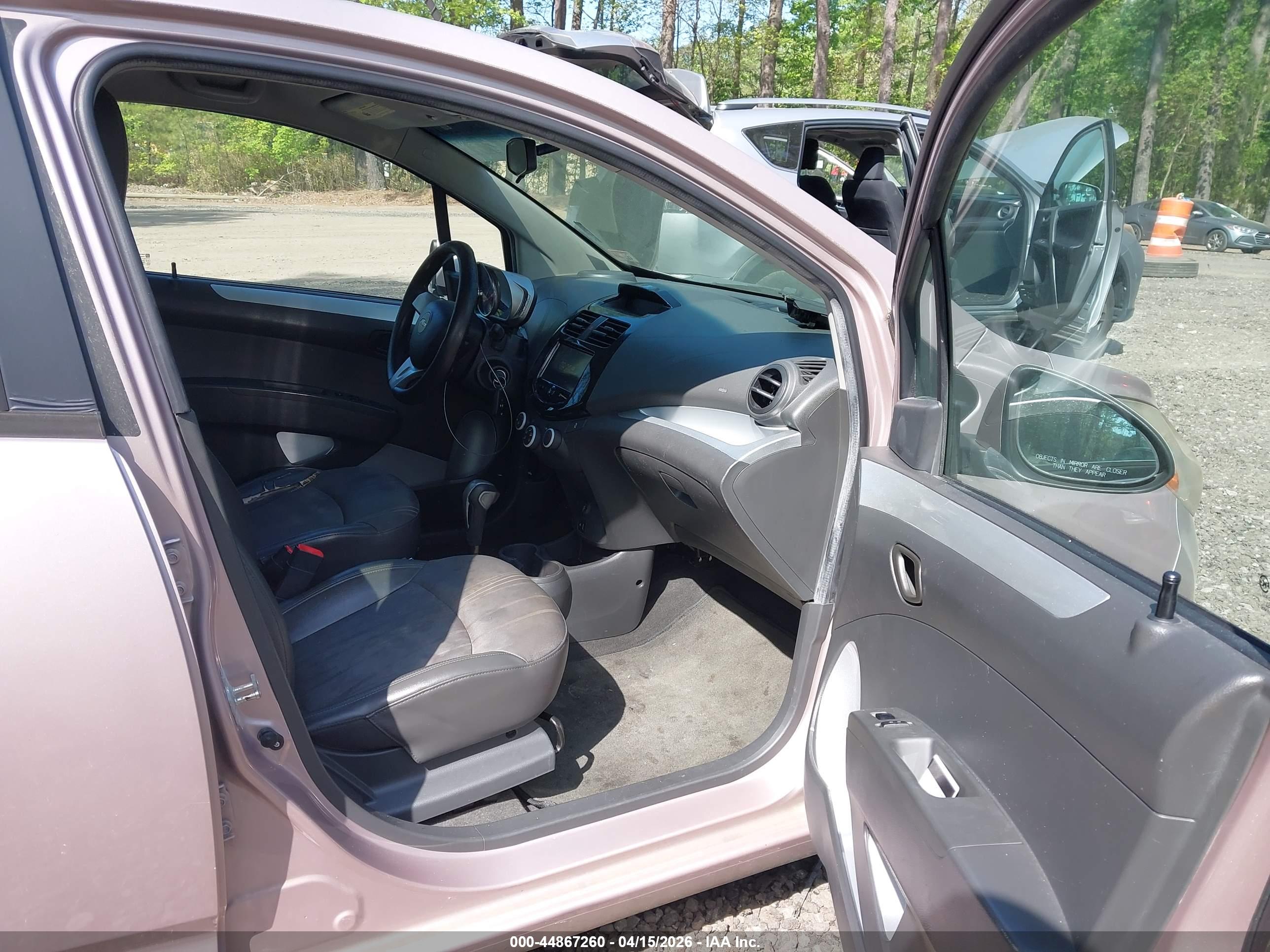 CHEVROLET SPARK image 5