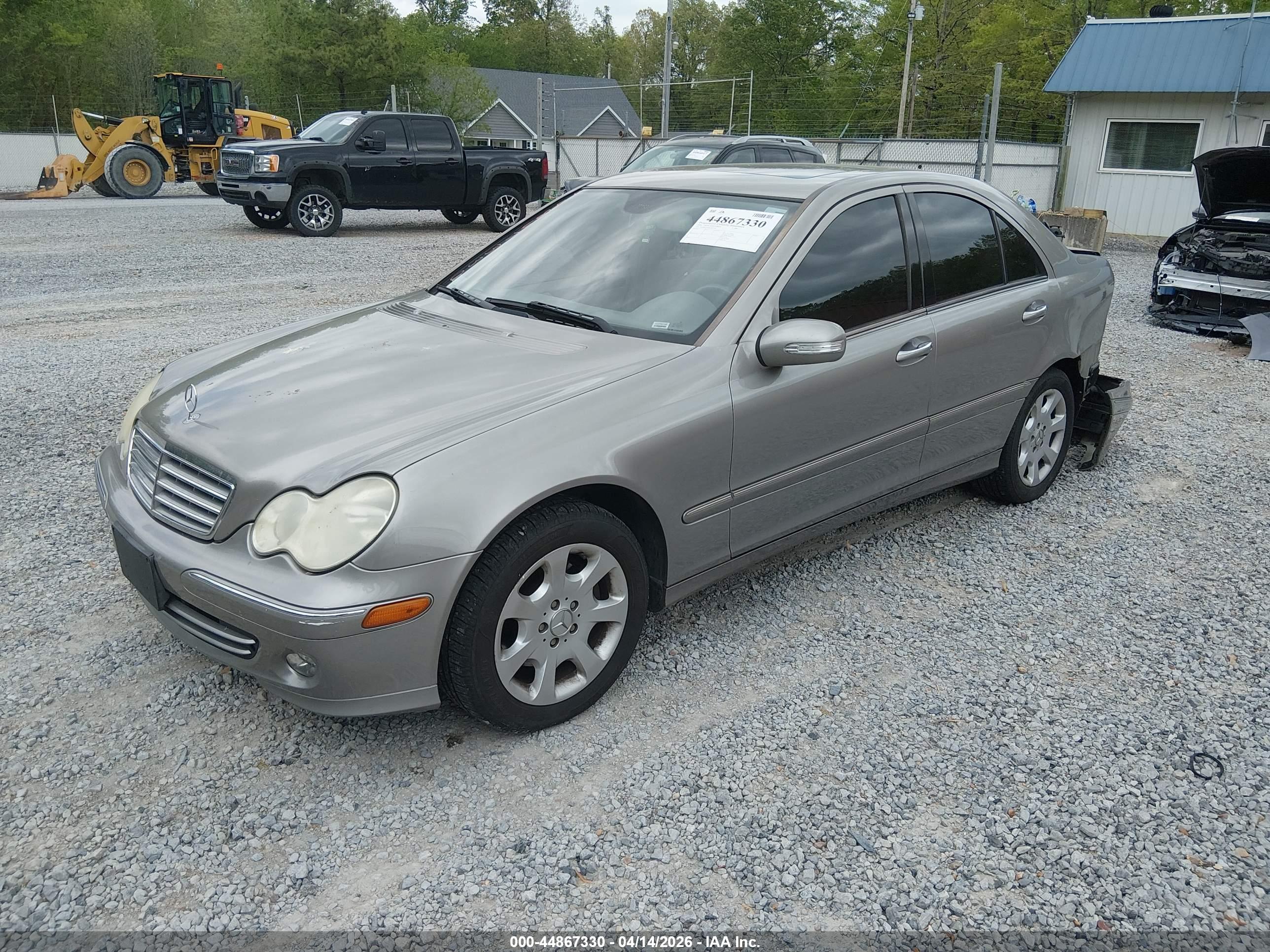 MERCEDES-BENZ C image 2