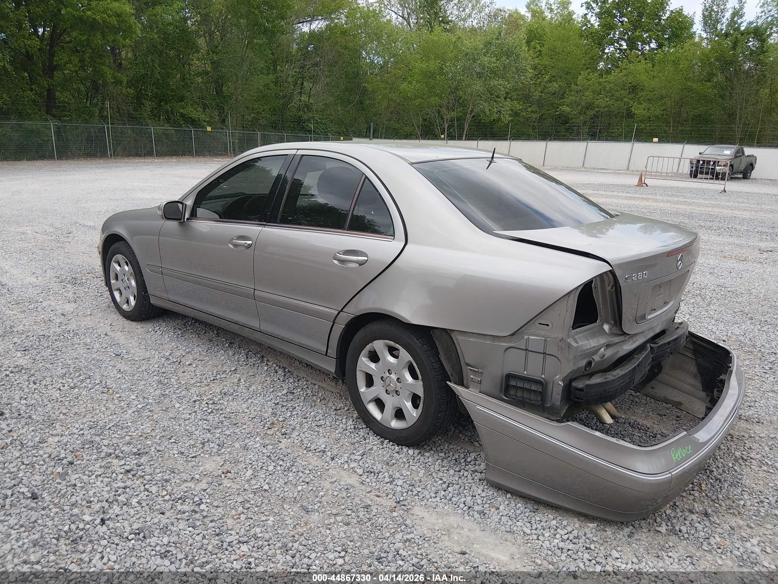 MERCEDES-BENZ C image 3