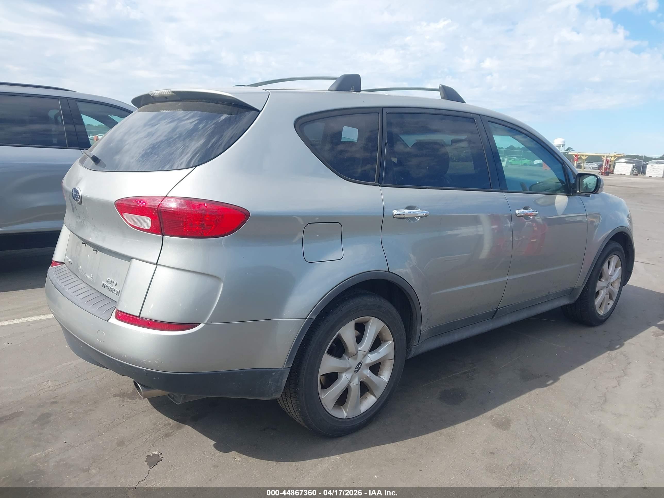 SUBARU B9 image 4