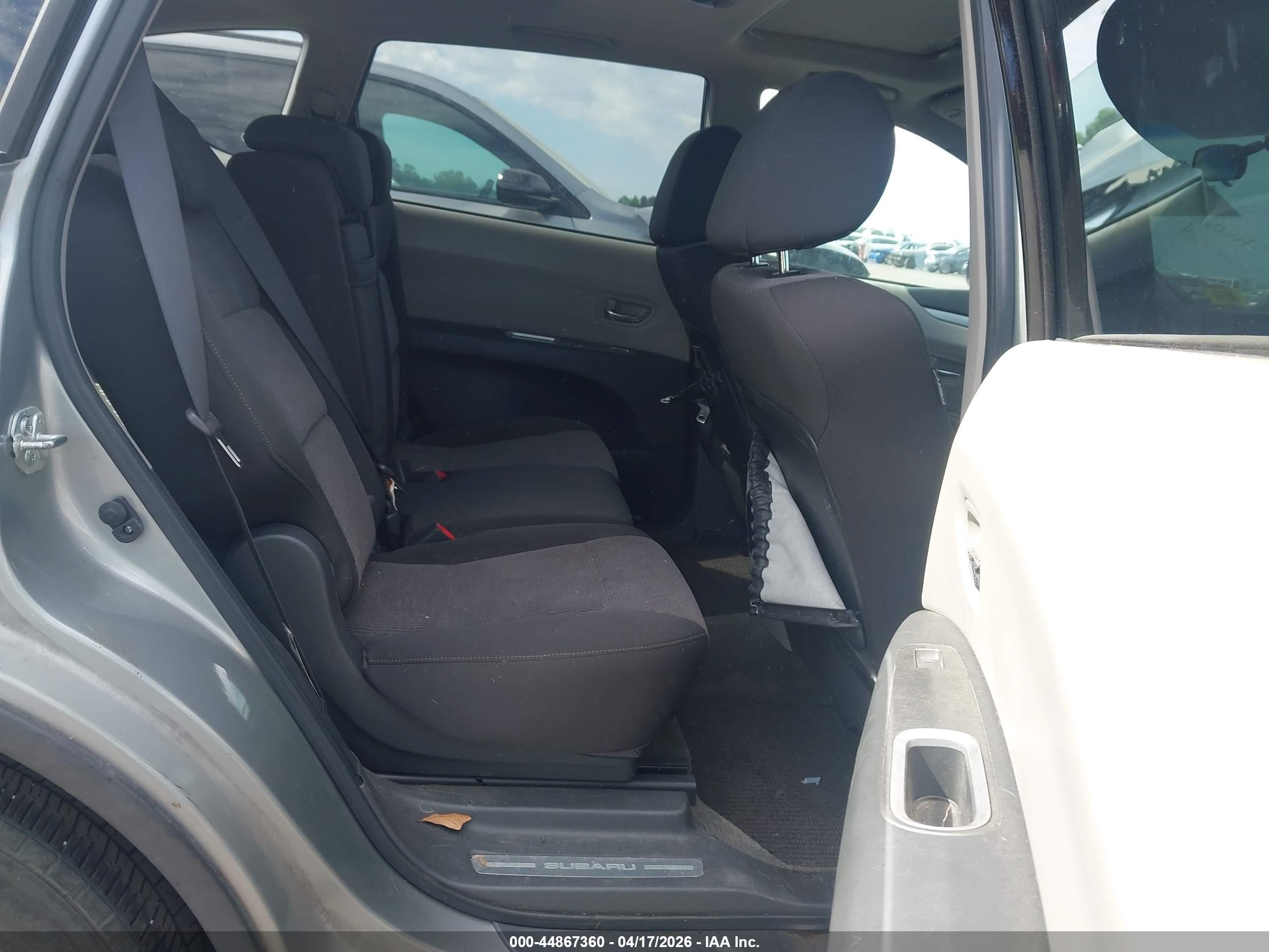 SUBARU B9 image 8