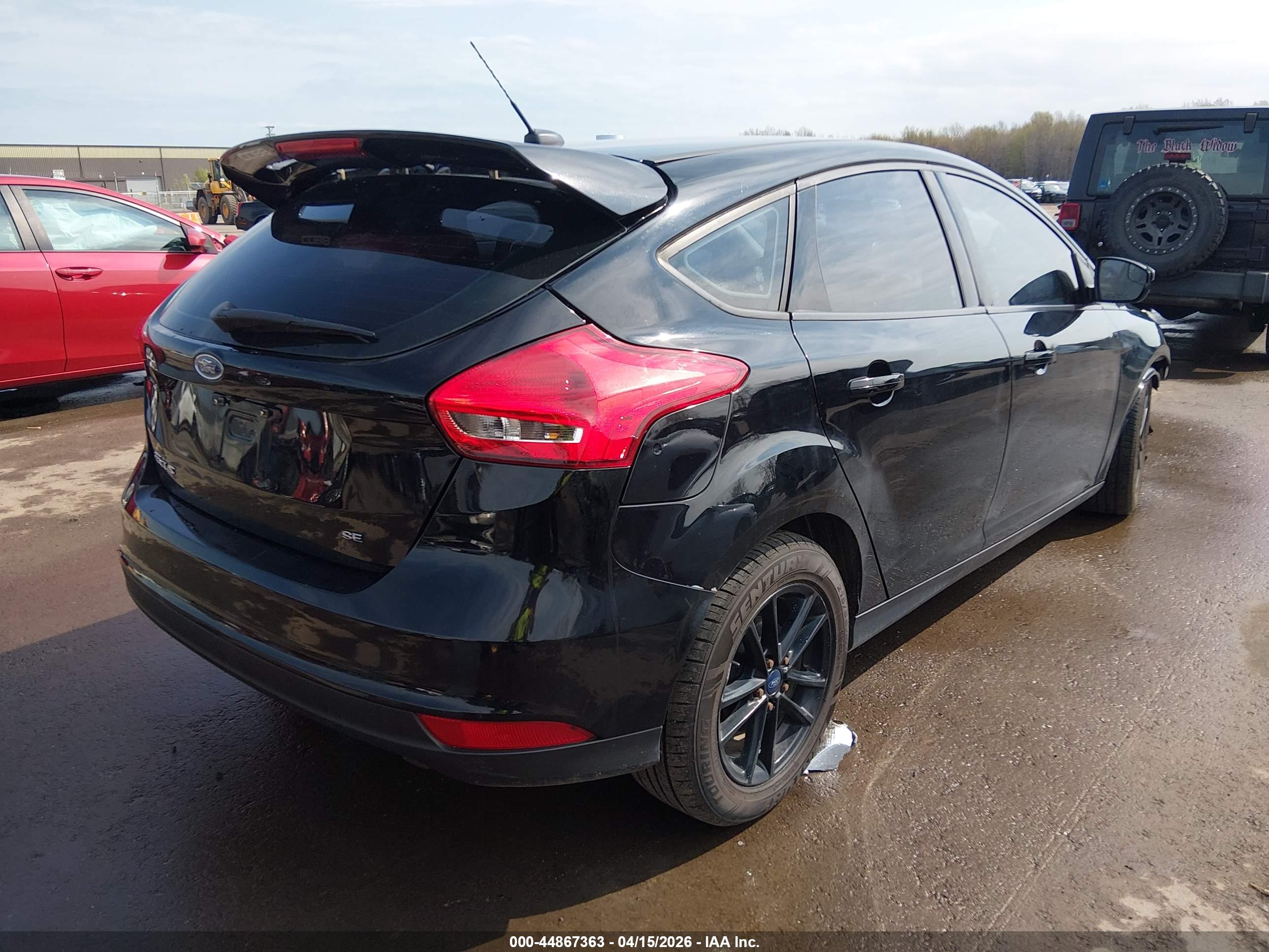 FORD FOCUS image 4