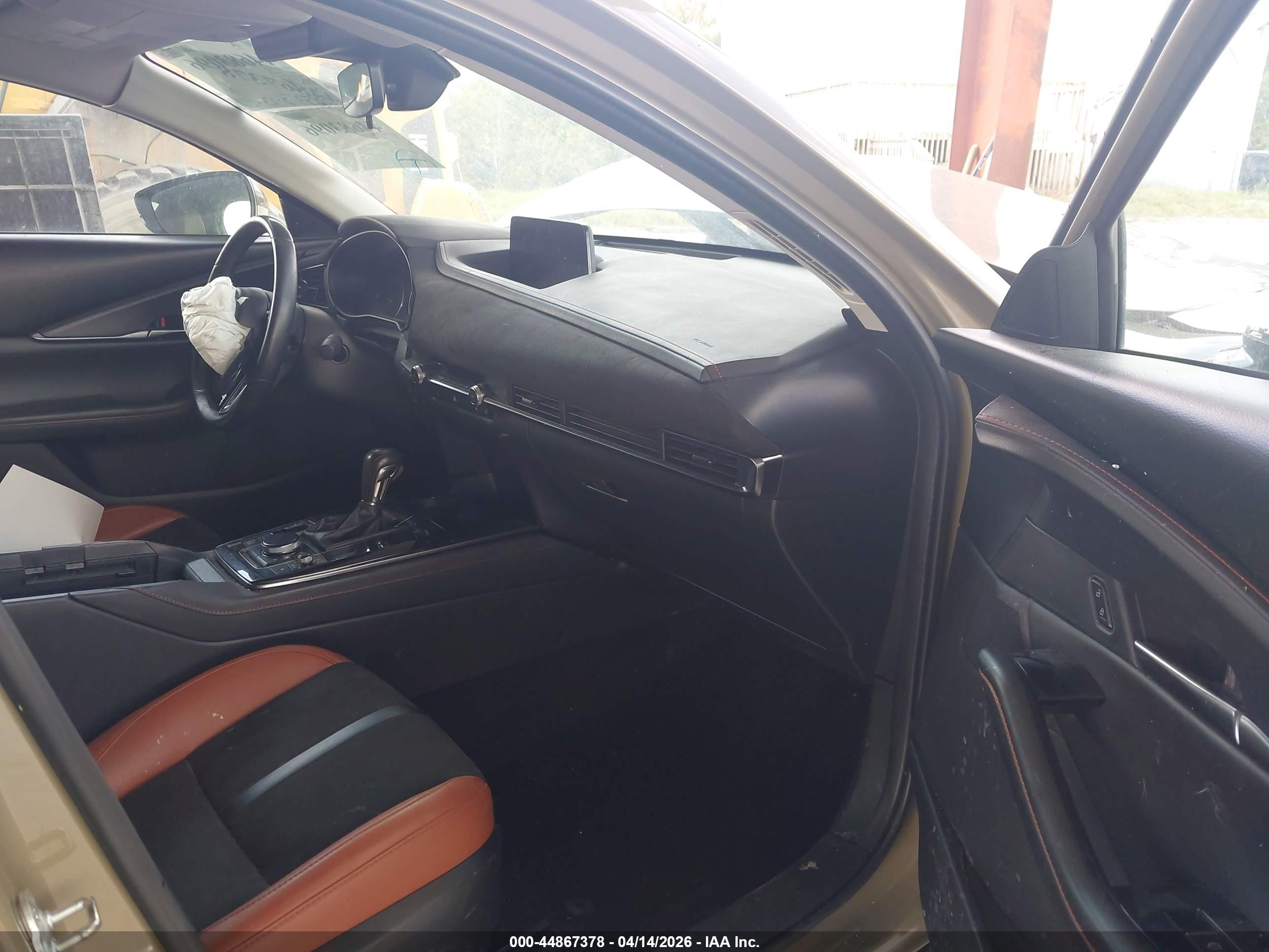 MAZDA CX-30 image 5