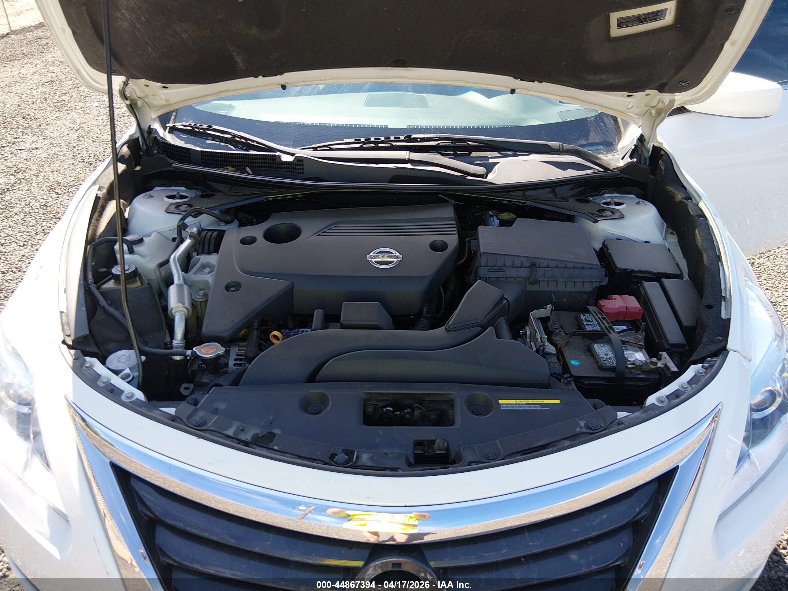 NISSAN ALTIMA image 10