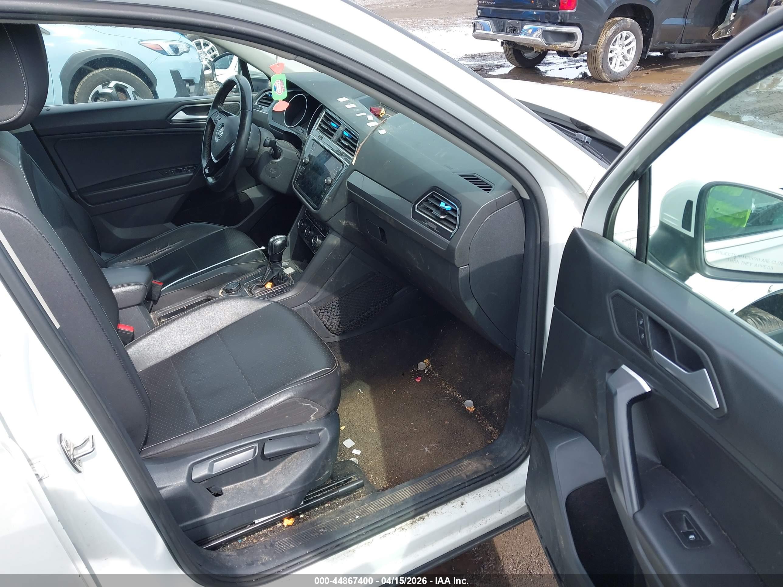 VOLKSWAGEN TIGUAN image 5