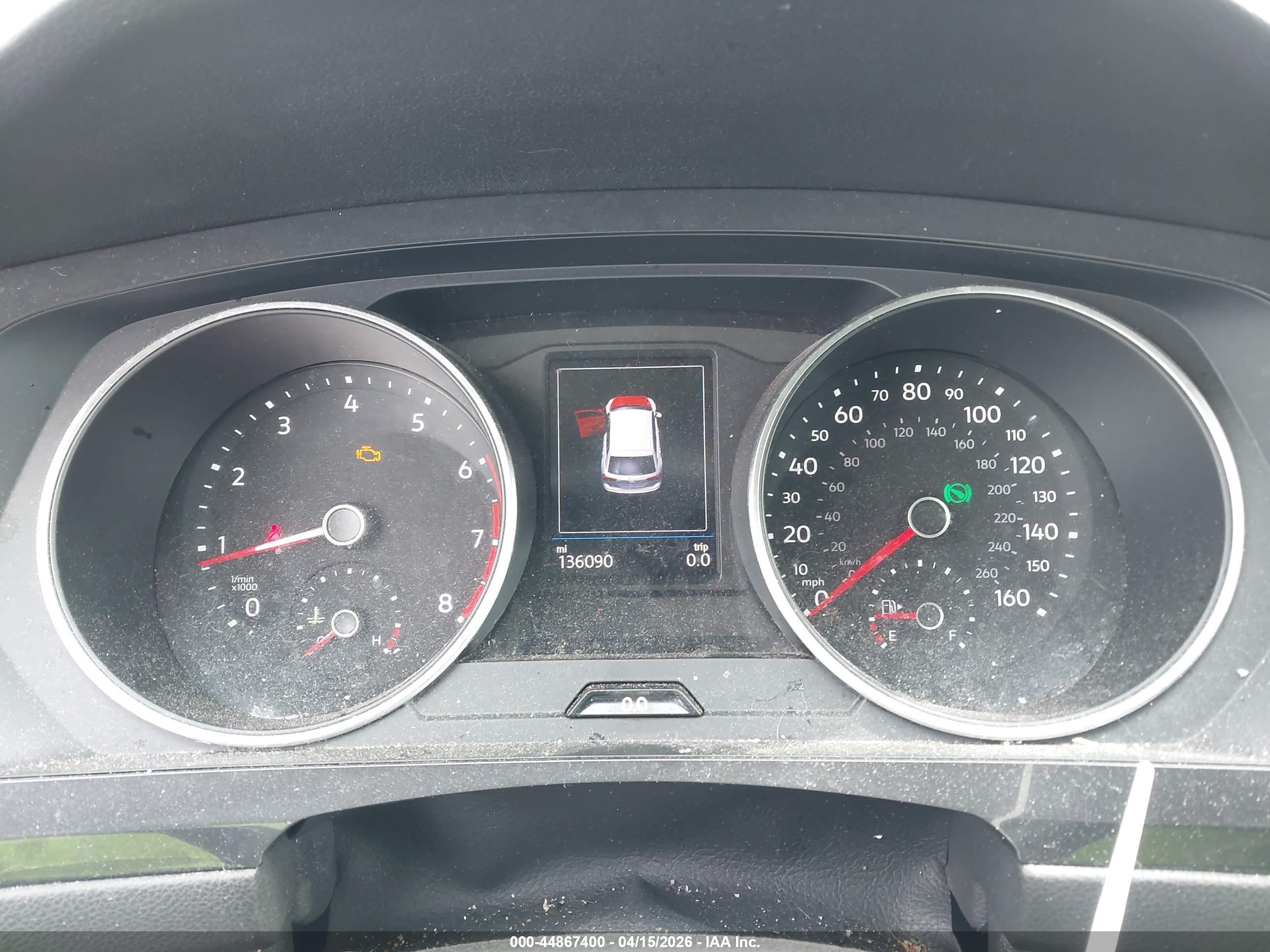 VOLKSWAGEN TIGUAN image 7