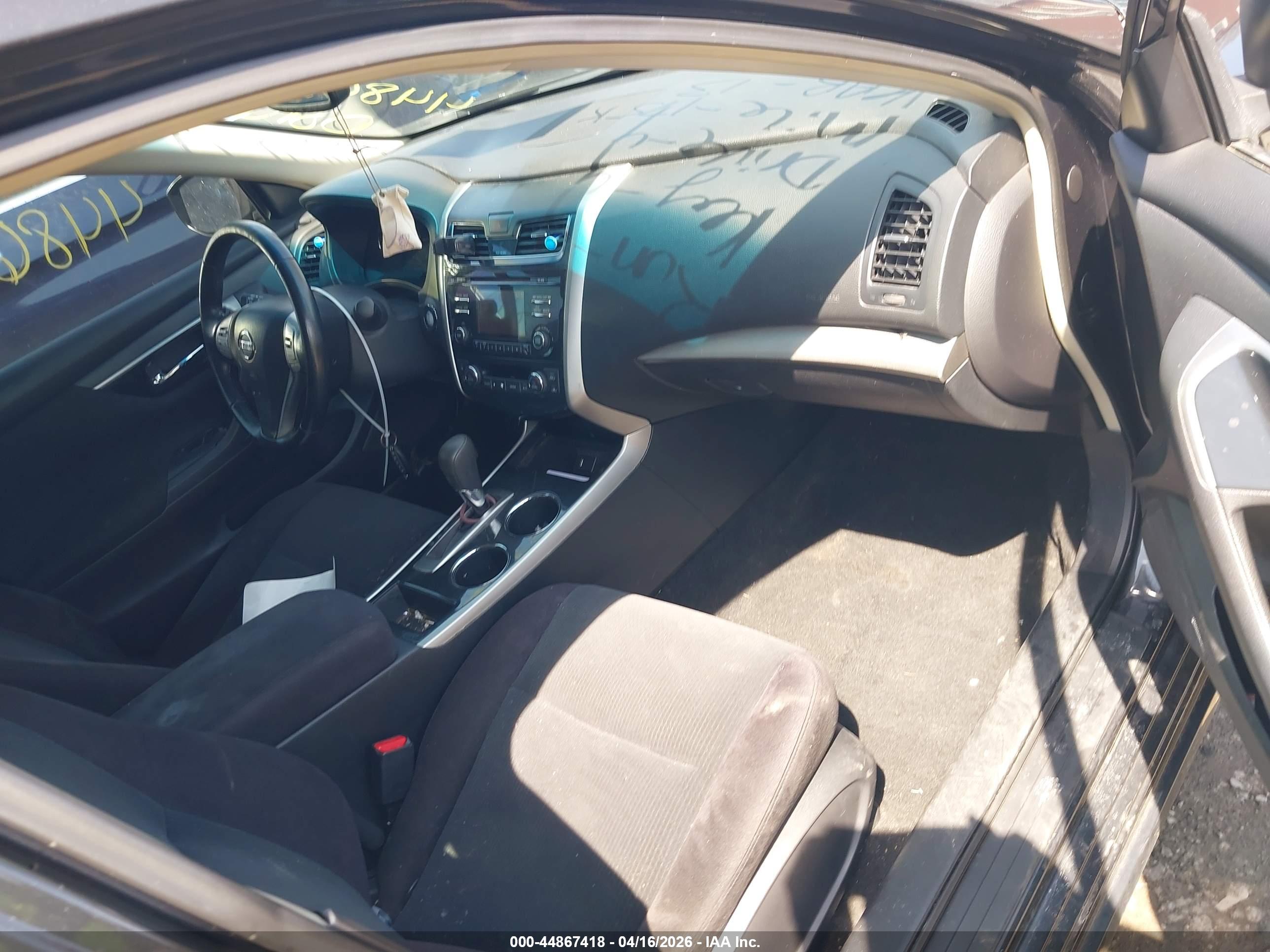 NISSAN ALTIMA image 5