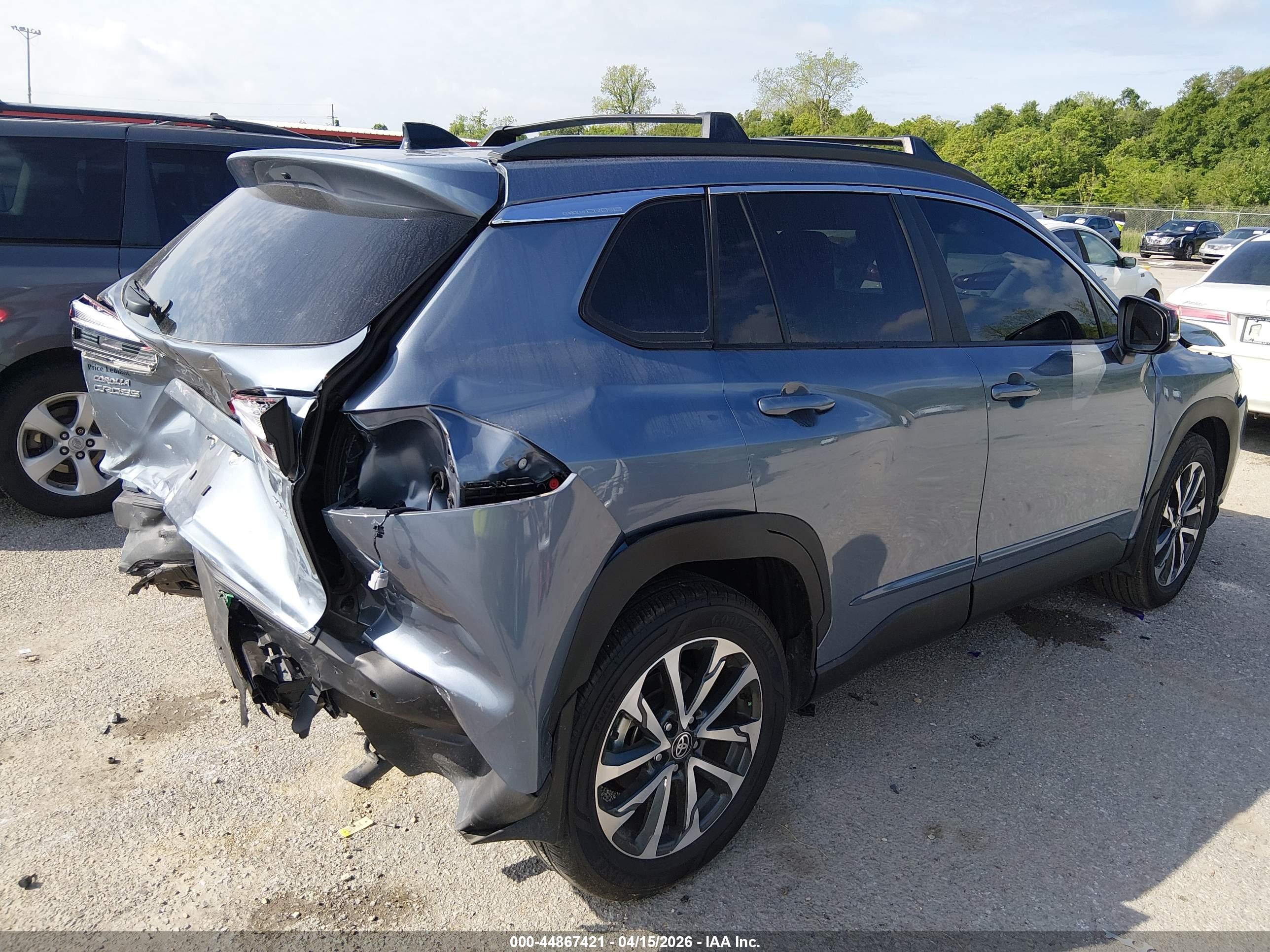 TOYOTA COROLLA image 4
