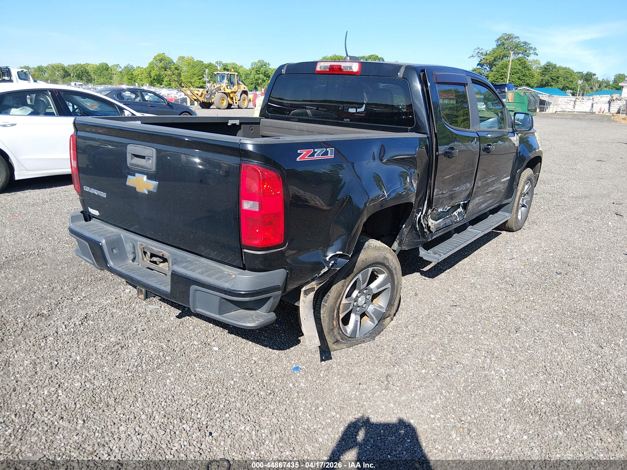CHEVROLET COLORADO image 4