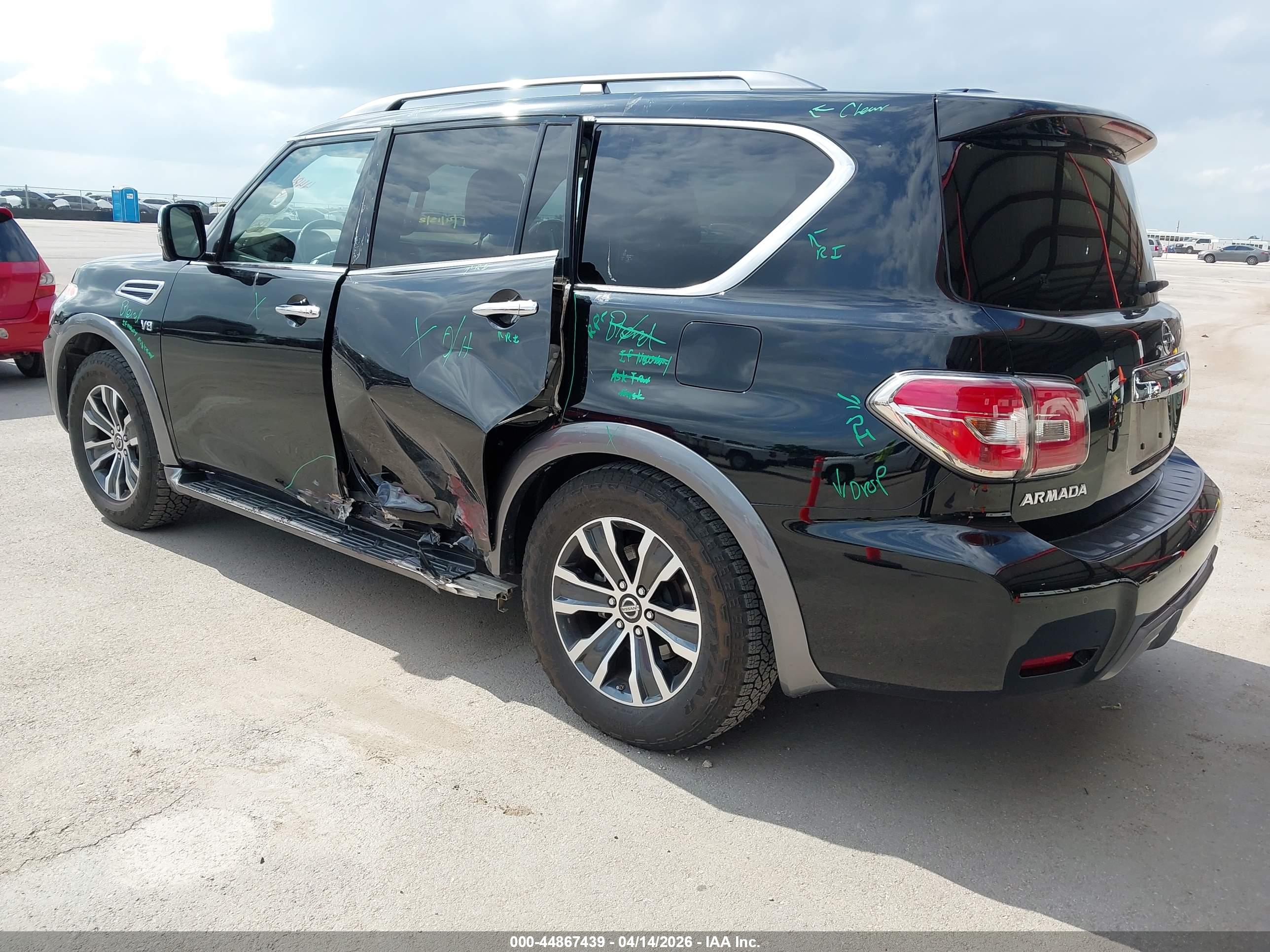 NISSAN ARMADA image 3