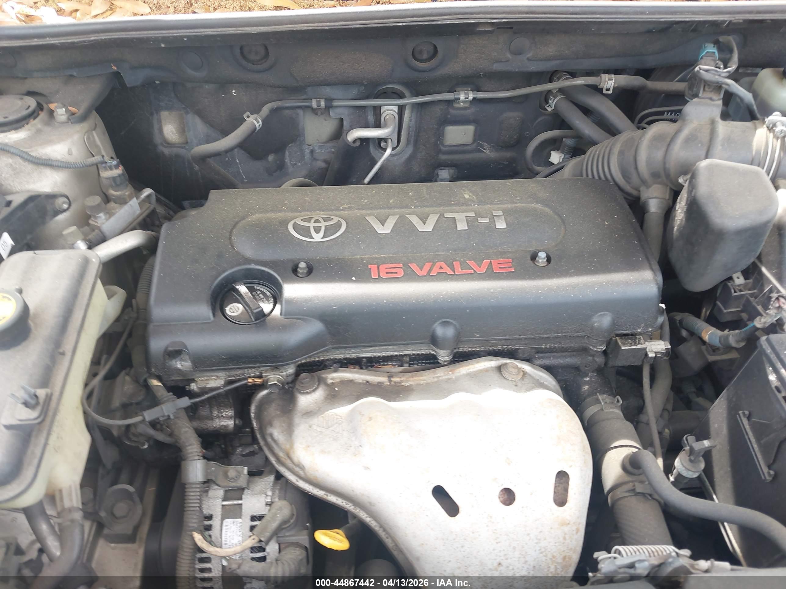 TOYOTA RAV4 image 10