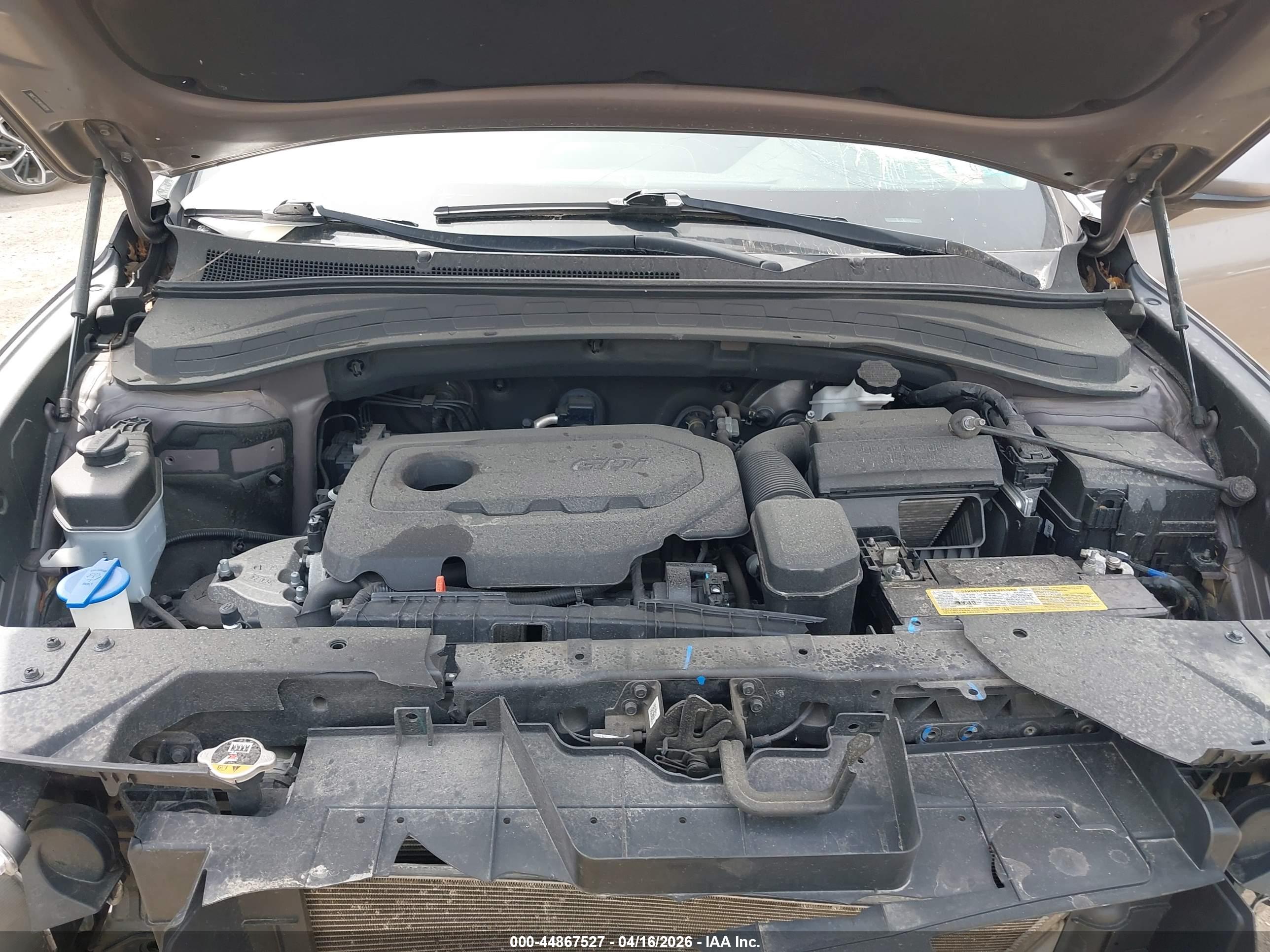HYUNDAI SANTA image 10