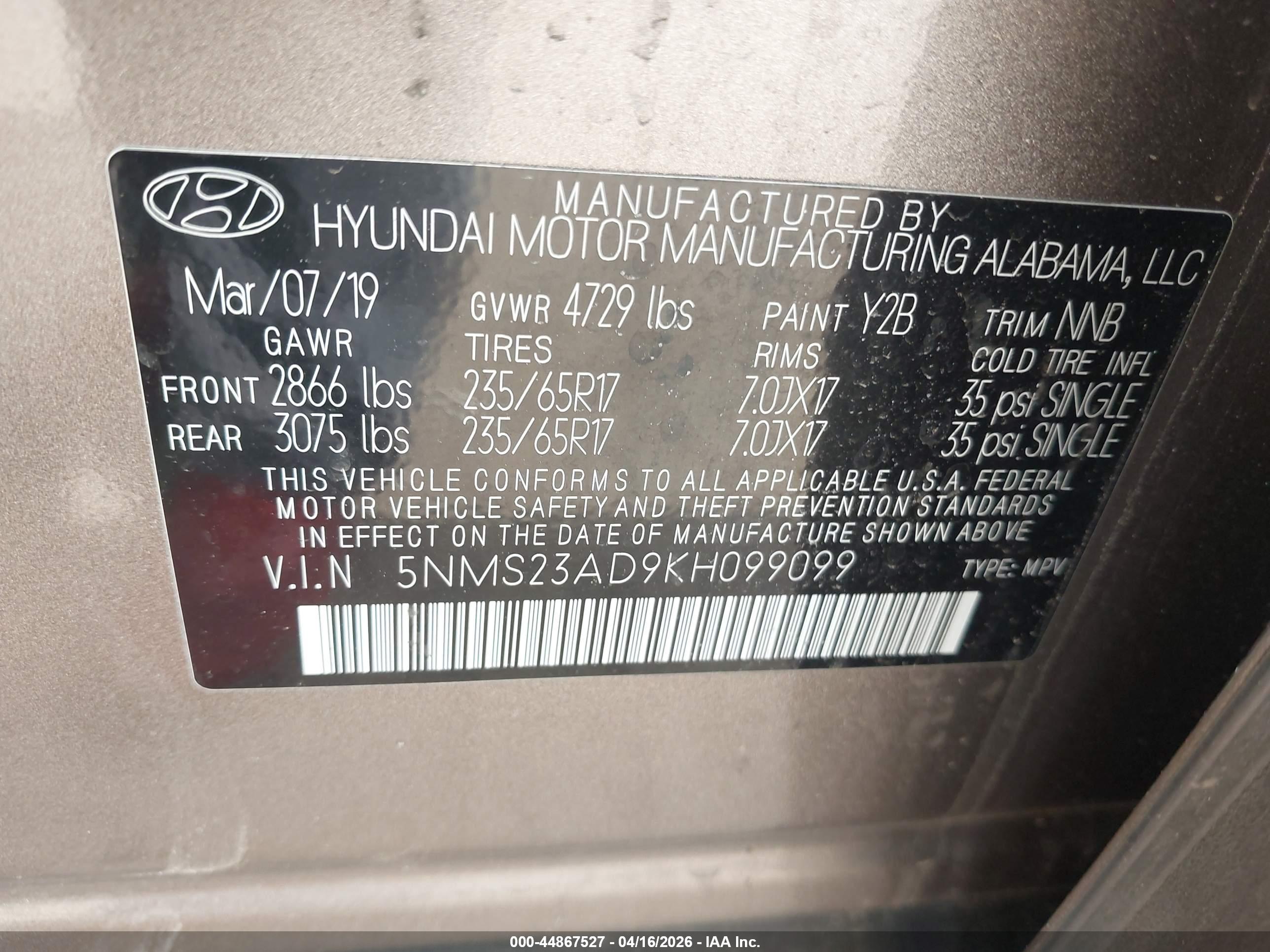 HYUNDAI SANTA image 9