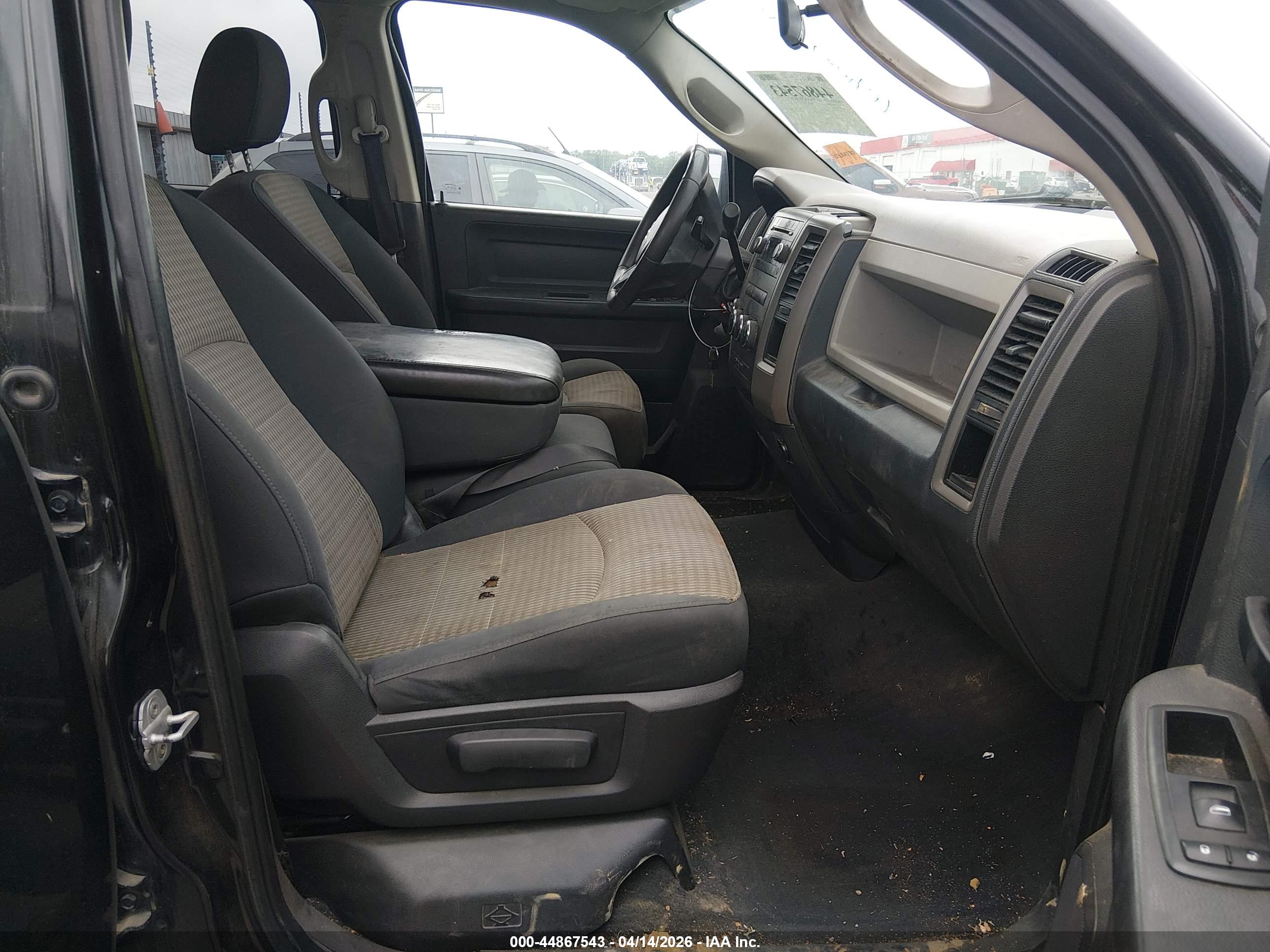 DODGE RAM image 5