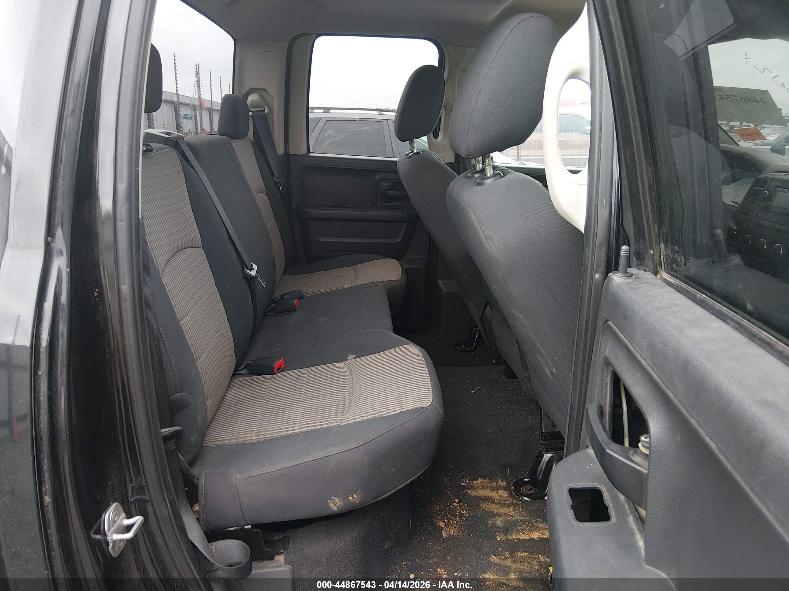 DODGE RAM image 8