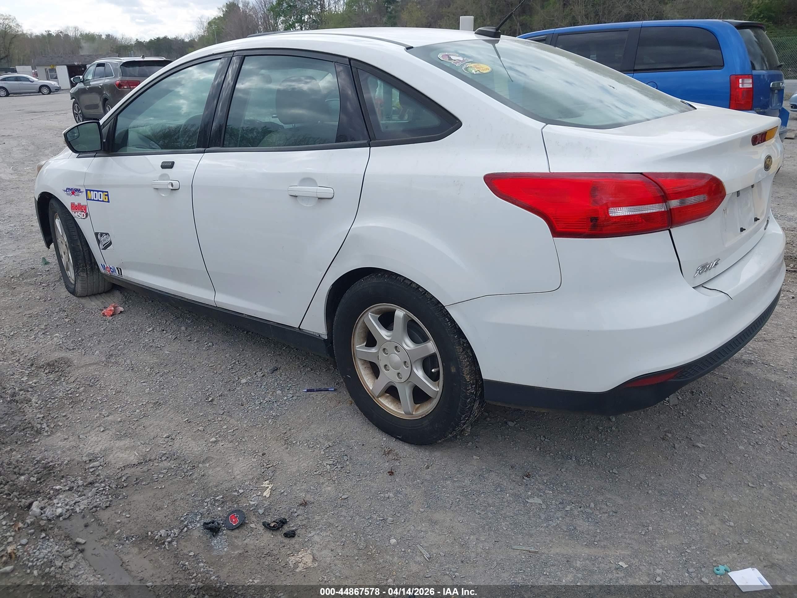 FORD FOCUS image 3