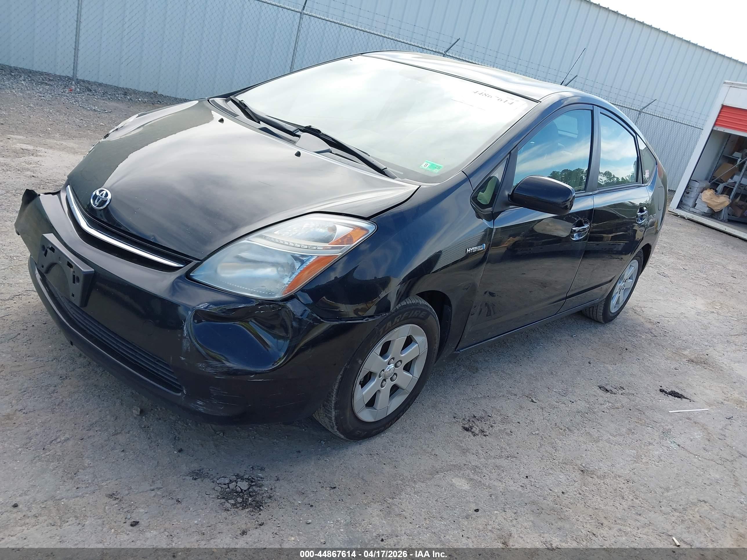TOYOTA PRIUS image 2