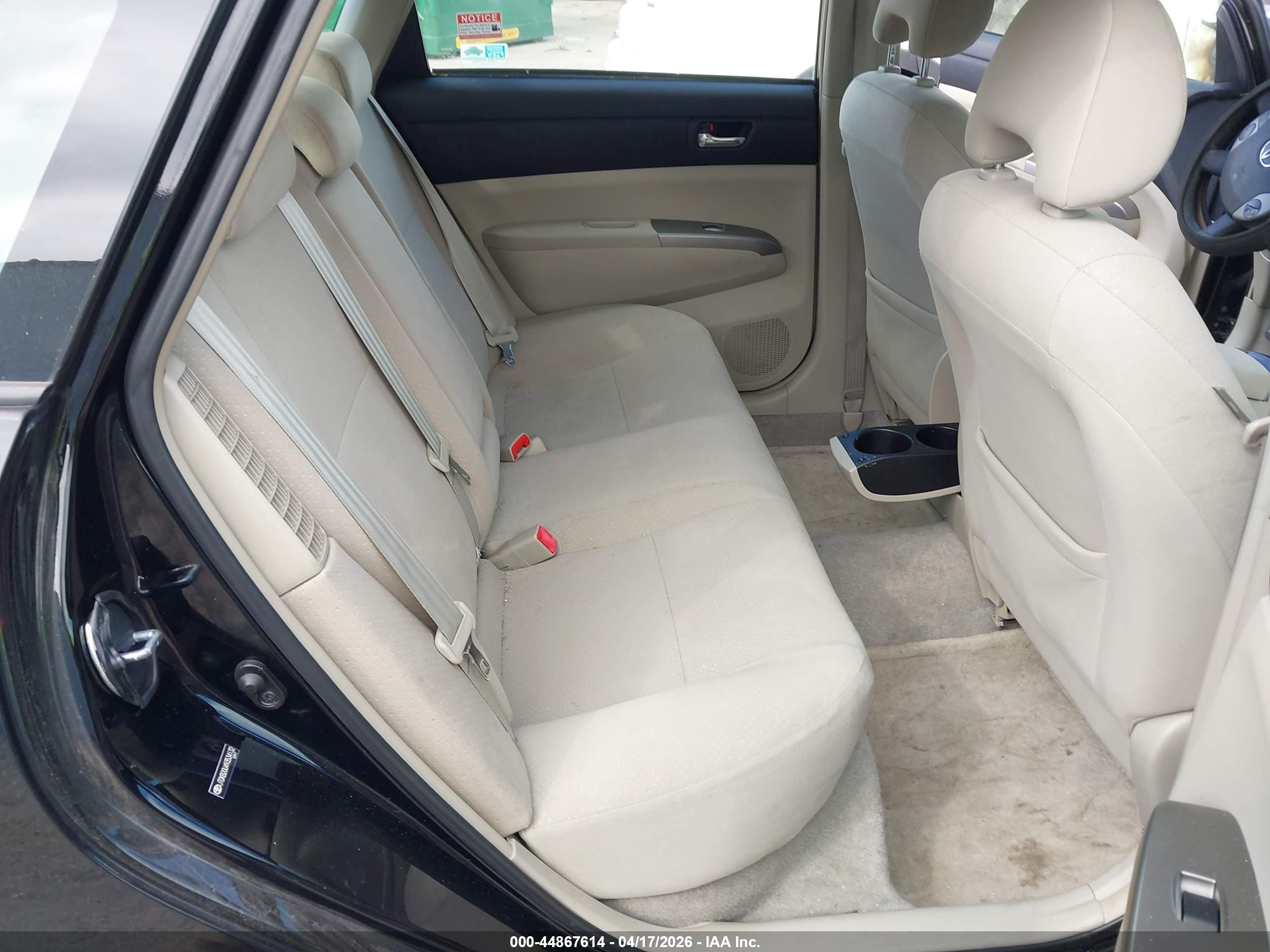 TOYOTA PRIUS image 8