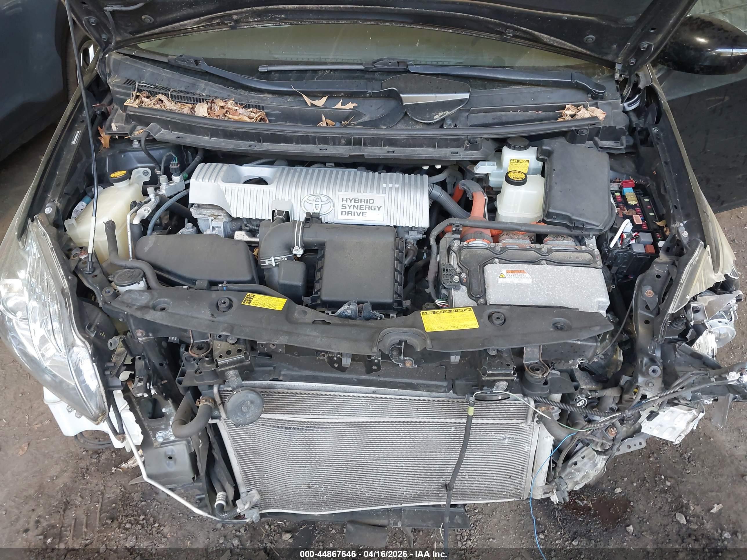 TOYOTA PRIUS image 10