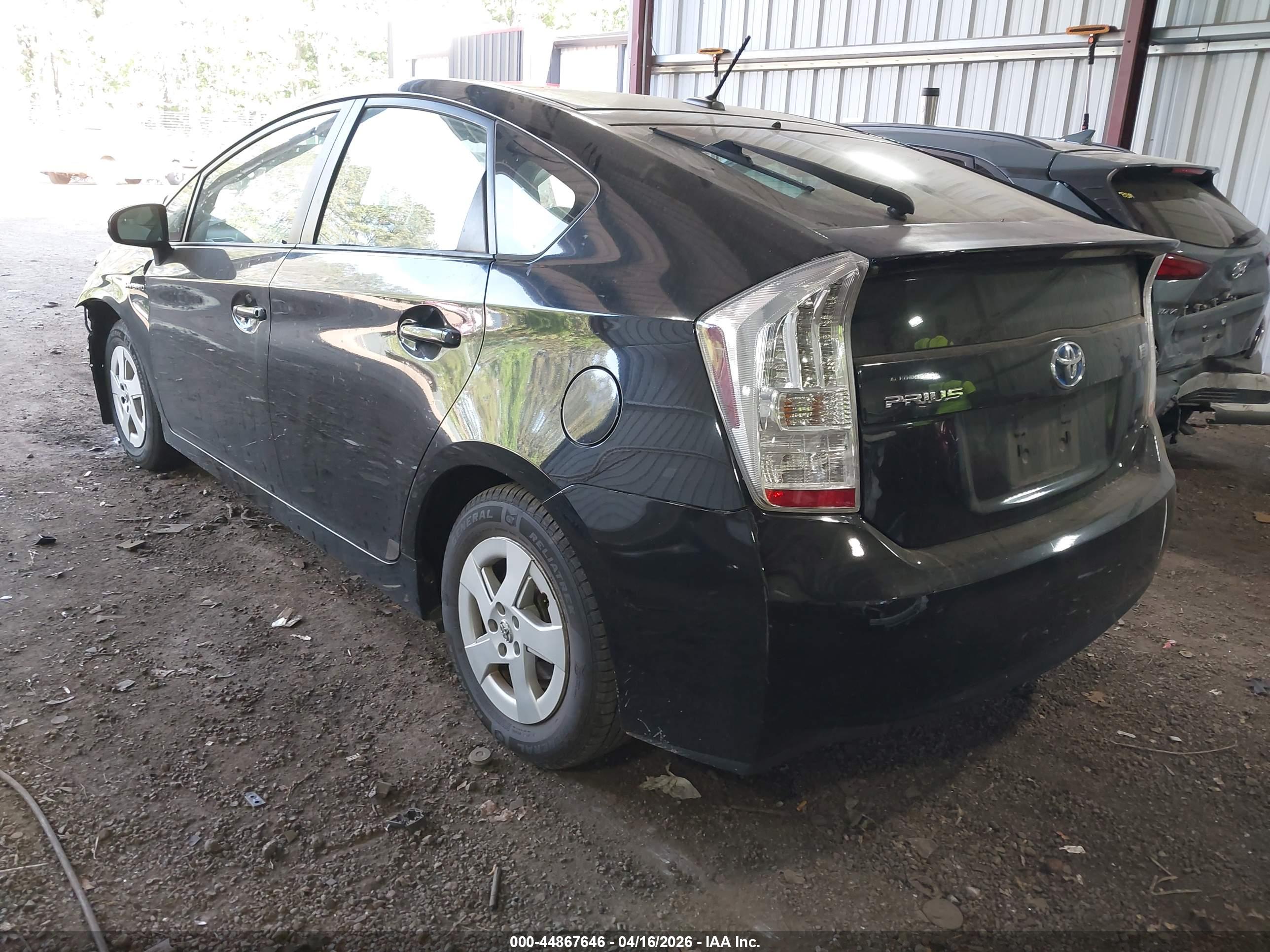 TOYOTA PRIUS image 3