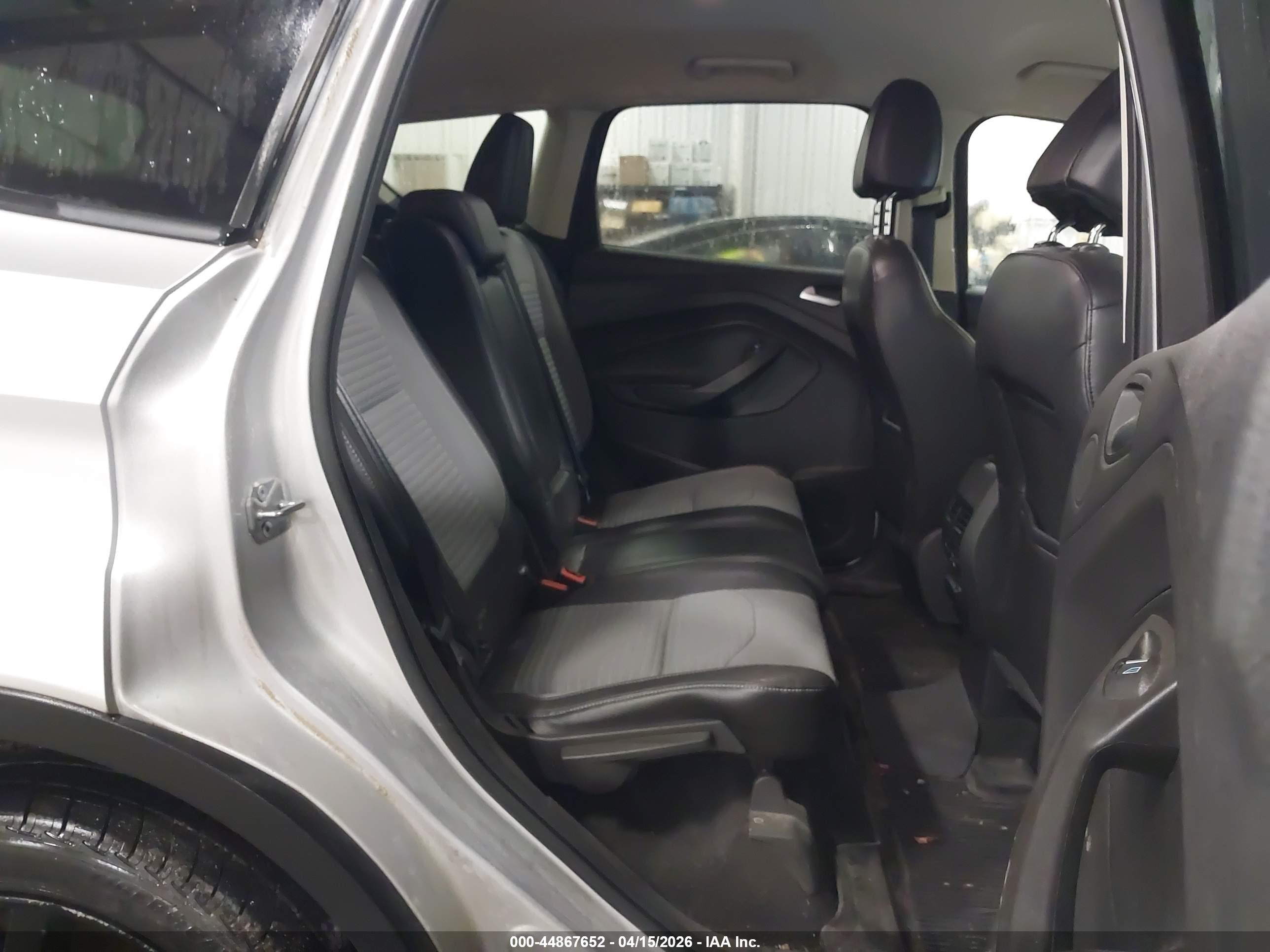 FORD ESCAPE image 8