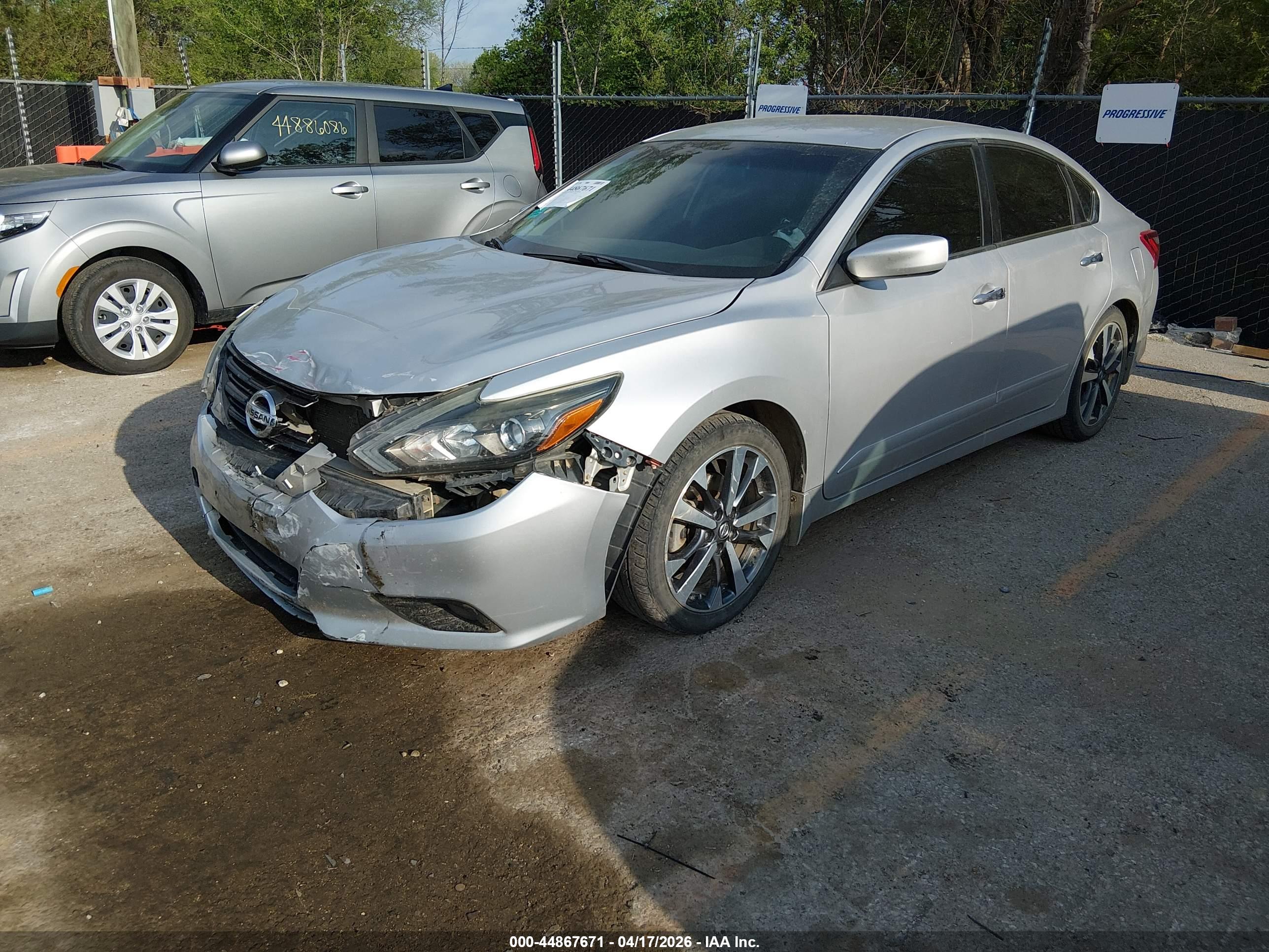 NISSAN ALTIMA image 2
