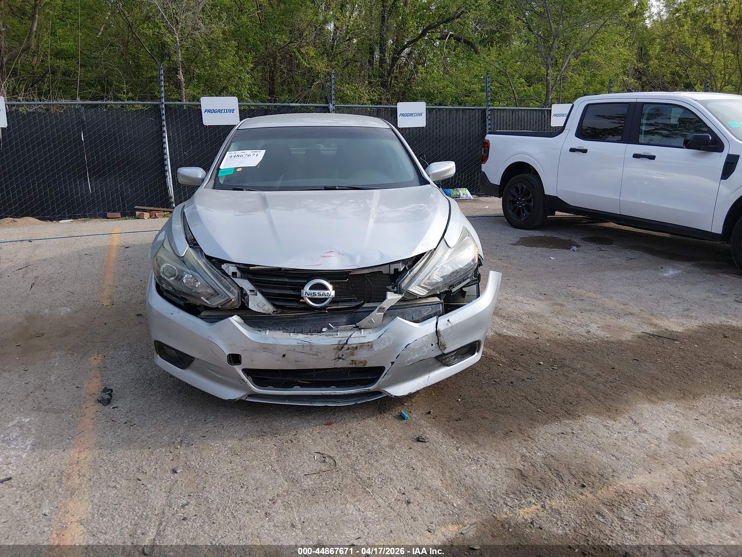 NISSAN ALTIMA image 6