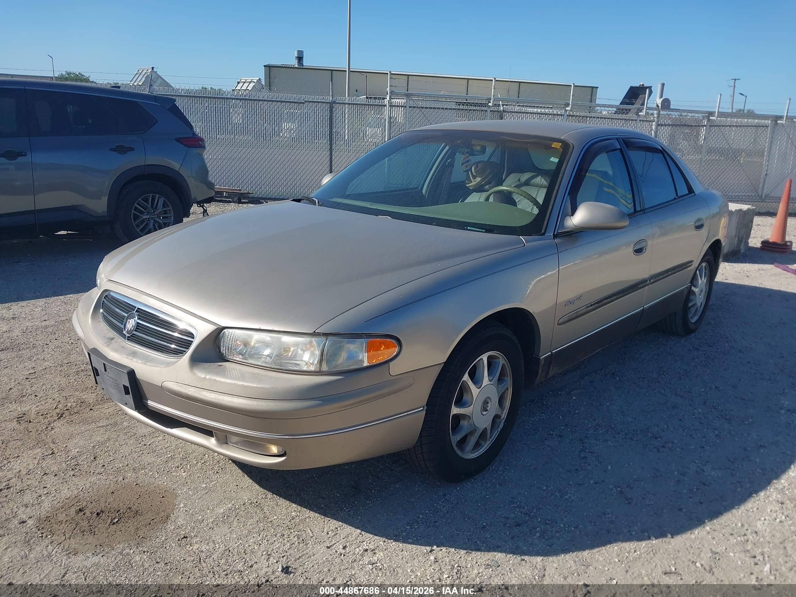 BUICK REGAL image 2