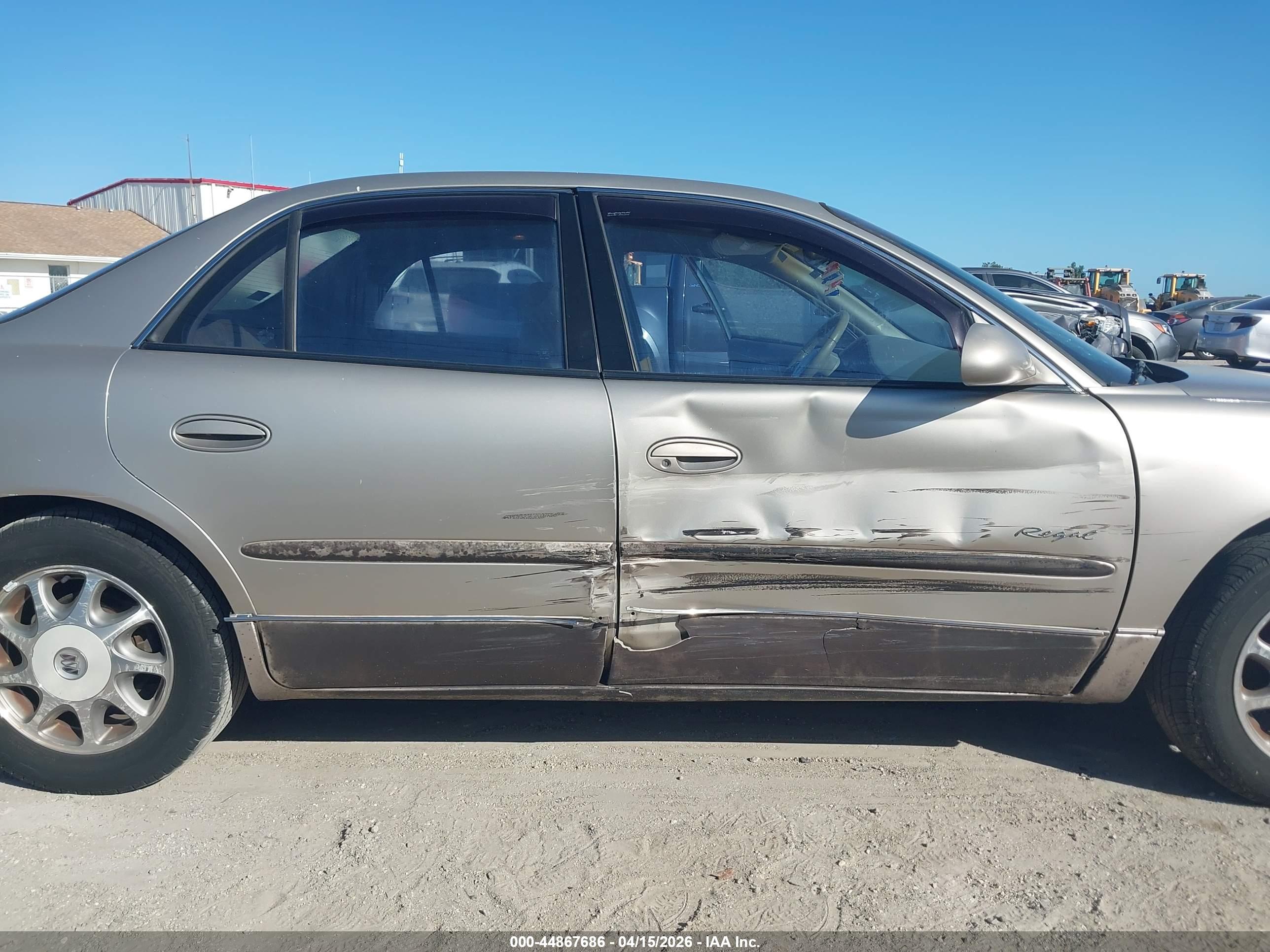 BUICK REGAL image 6