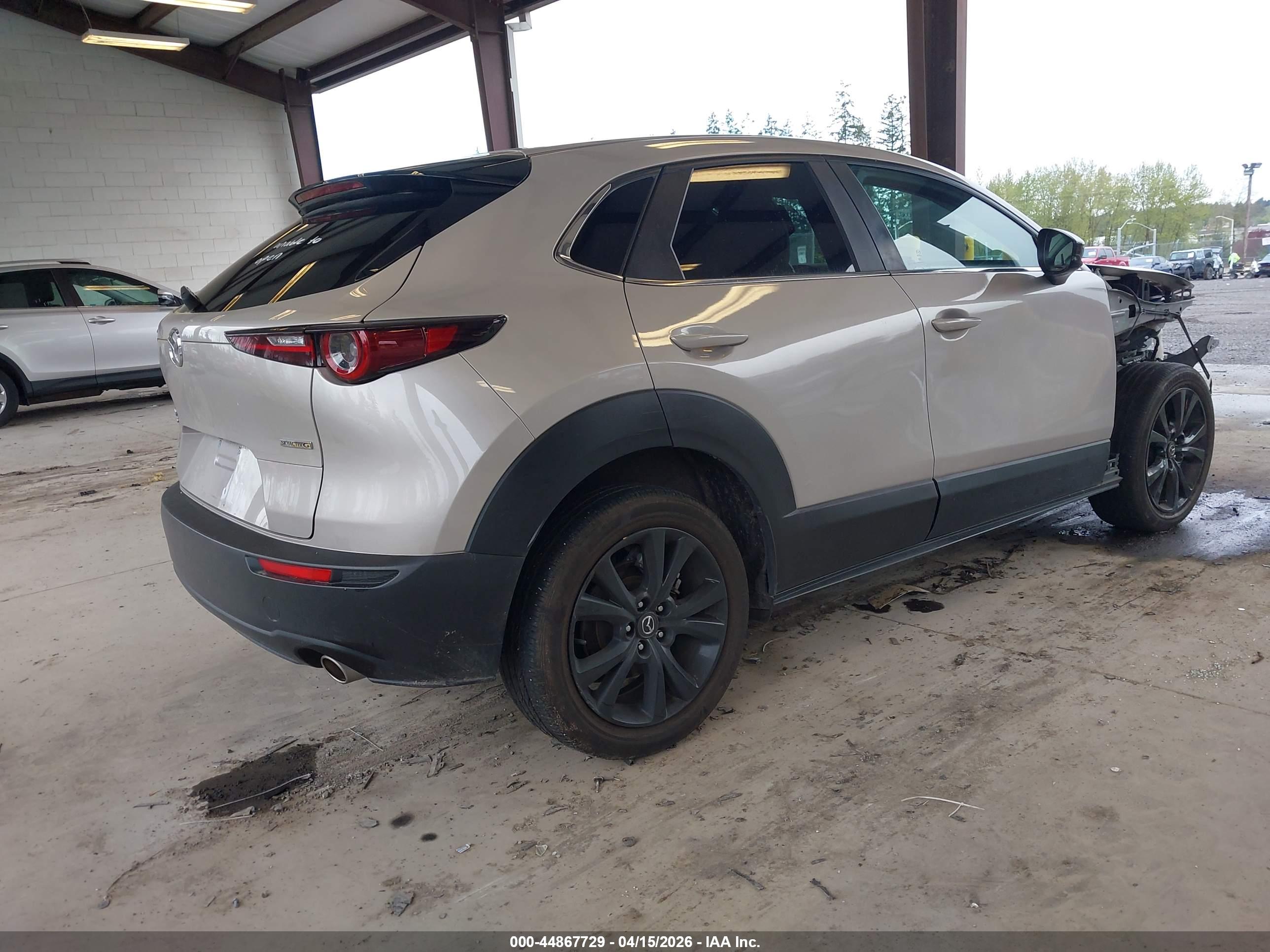 MAZDA CX-30 image 4