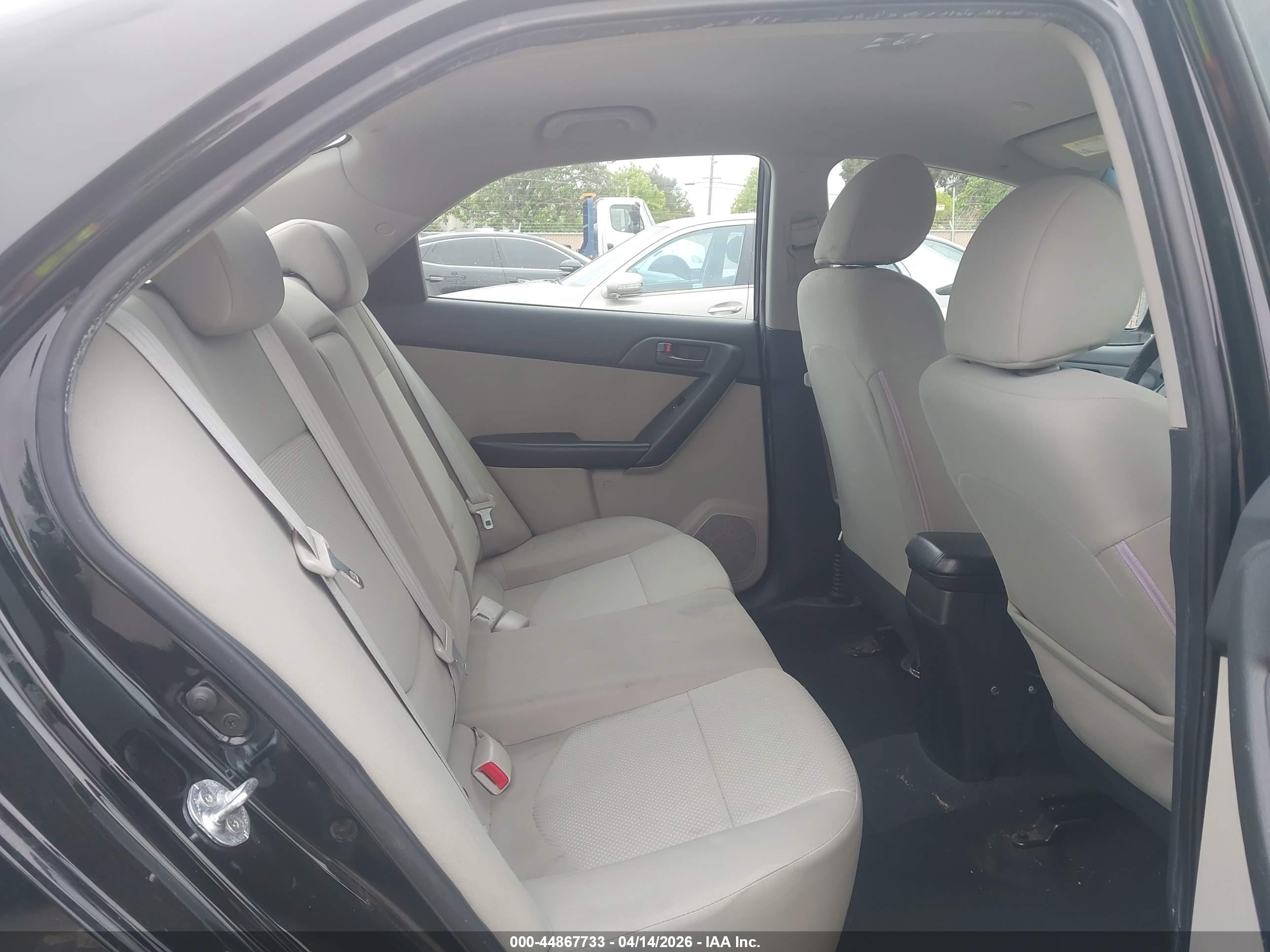 KIA FORTE image 8